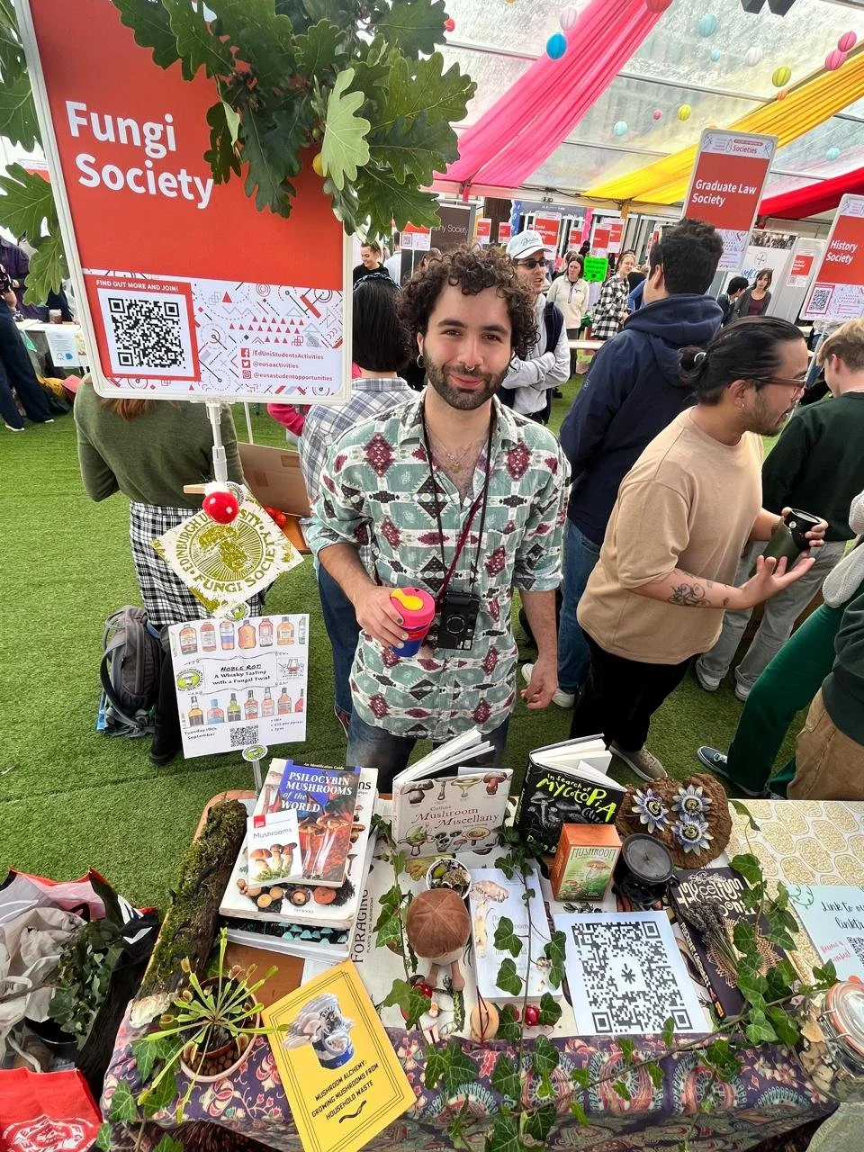 Lead a stall at the Edinburgh Fungi Festival, or volunteer with us on teams such as decor, stewarding, administration, social media. etc.