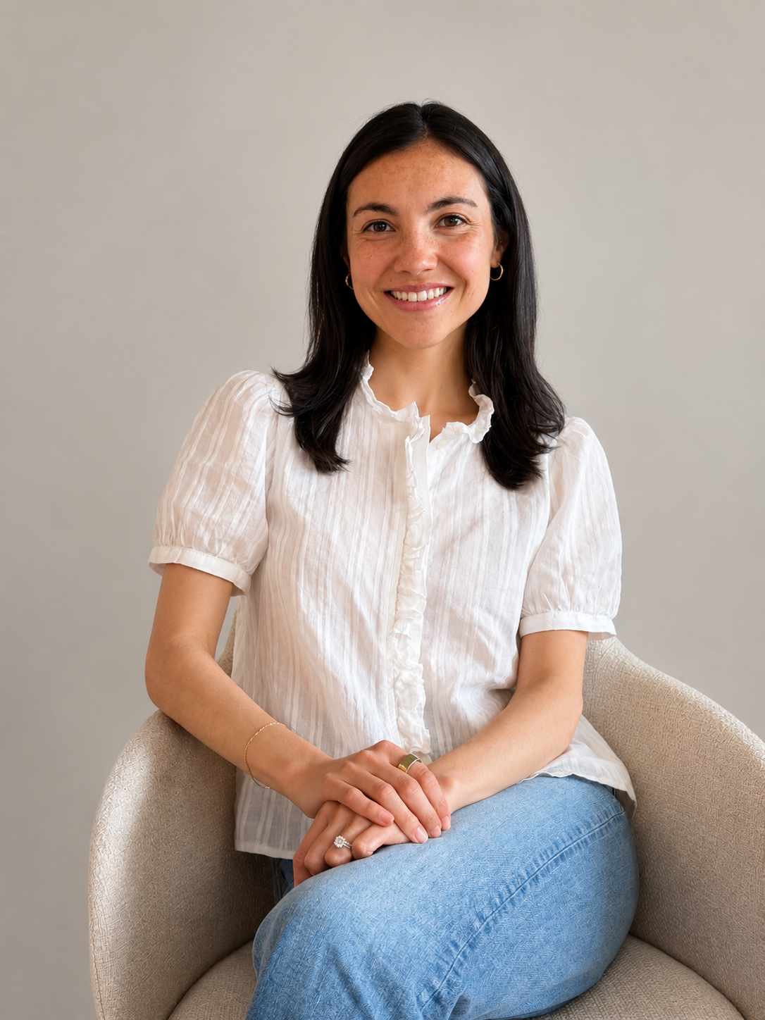 Alexa Nichols, registered dietitian for eating disorders and general nutritional counseling, sitting in her office.