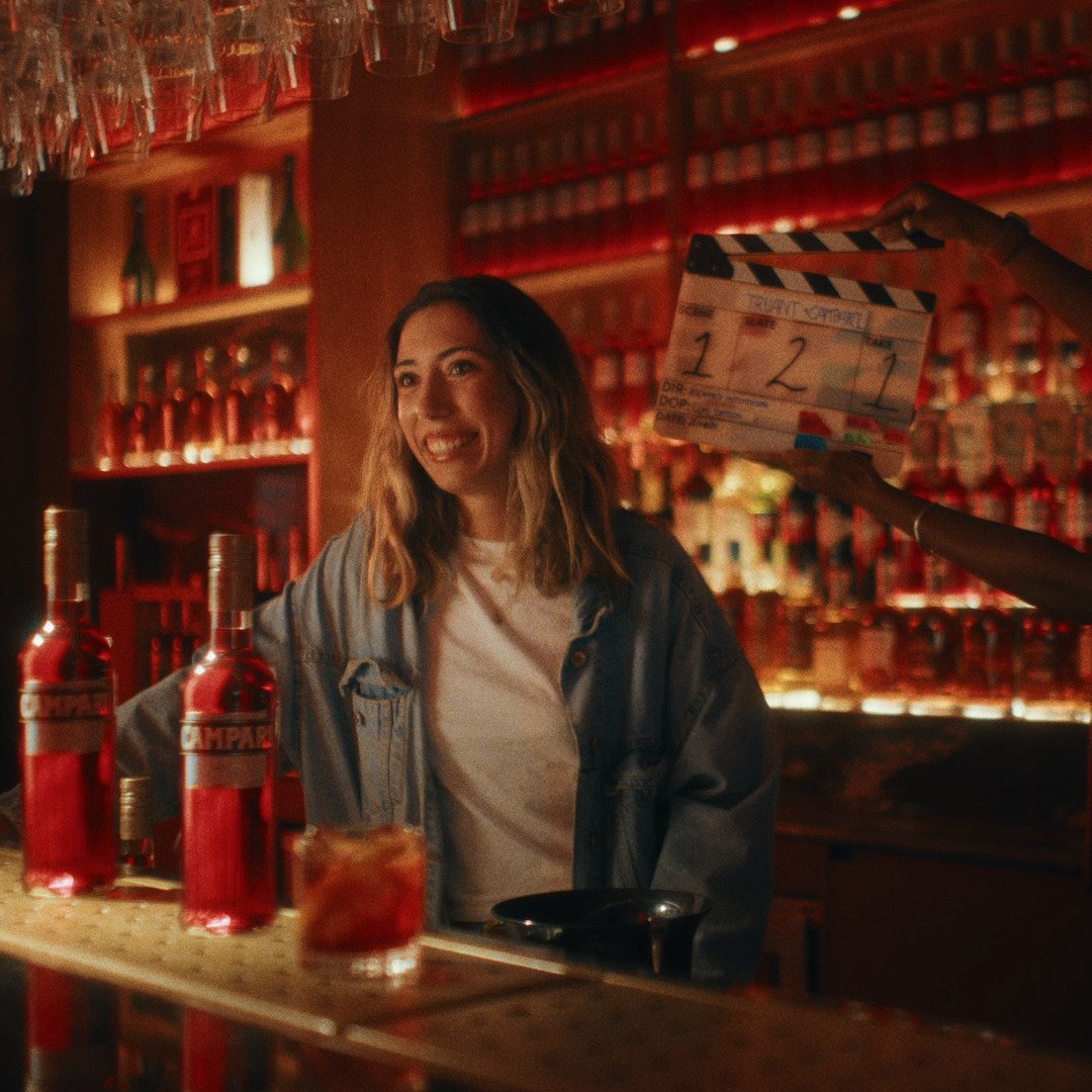 Art met aperitivo.
Stories became data.
Data became beauty.
And culture came to life.

@ouchhh @campariofficial @framelessldn 

#TellMeOverANegroni #Campari #NegroniWeek #FramelessLondon #ArtCulture #TruantLondon #Negroni