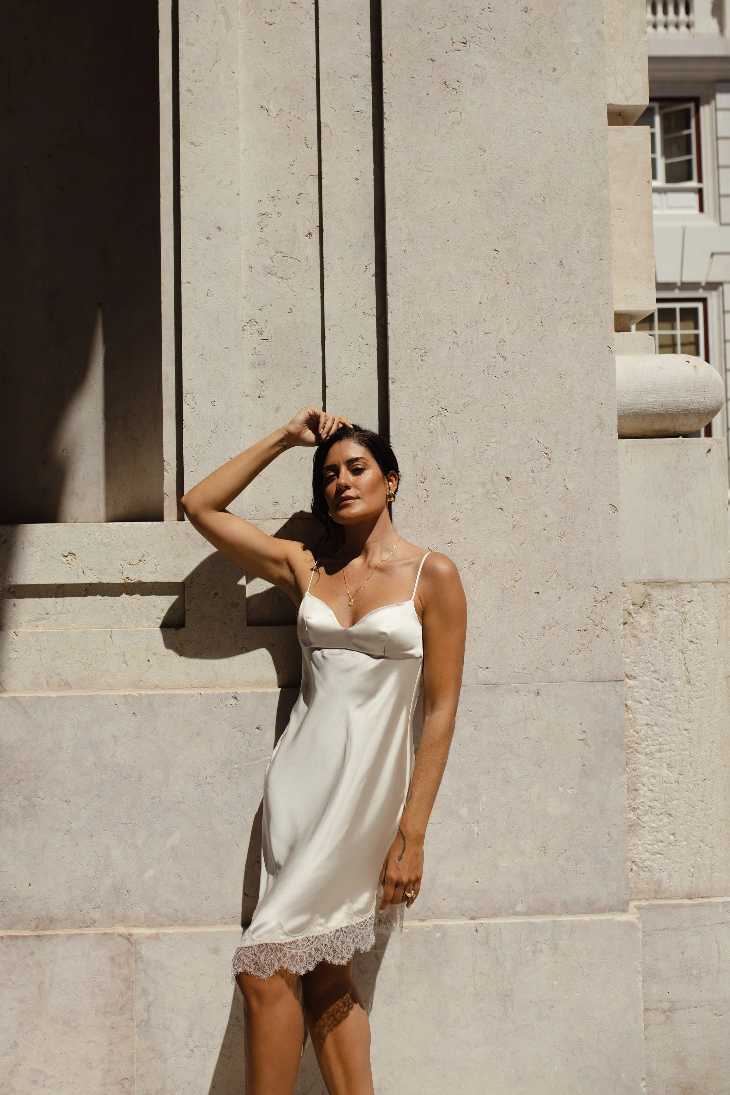 Editorial — Max Araújo