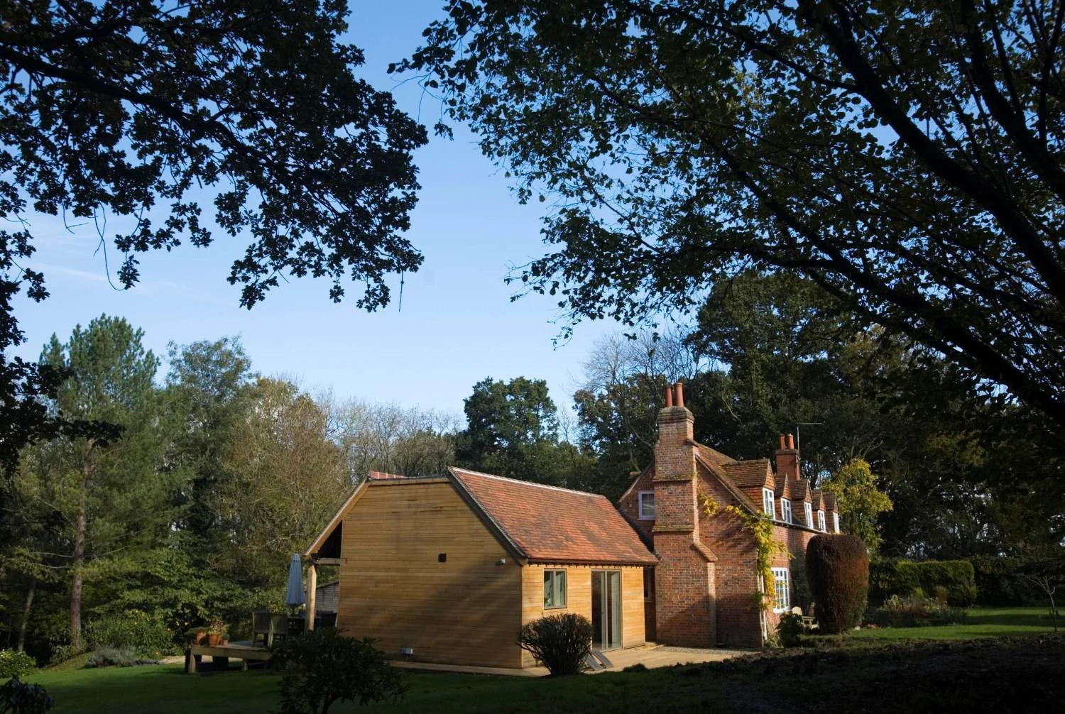 EXTENSION TO GRADE II LISTED COTTAGE - BERKSHIRE