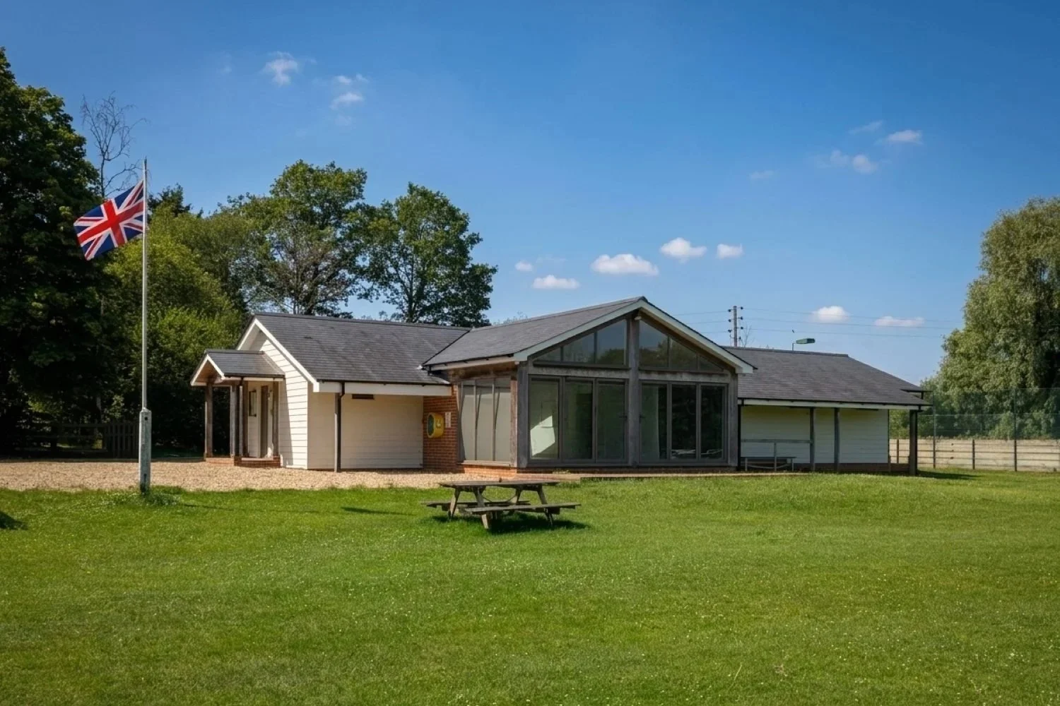 INKPEN PAVILION -  BERKSHIRE