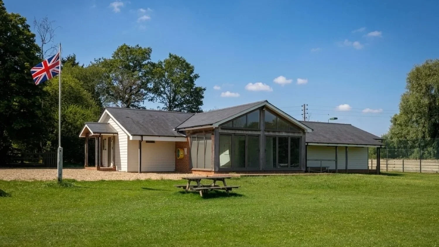 INKPEN PAVILION -  BERKSHIRE