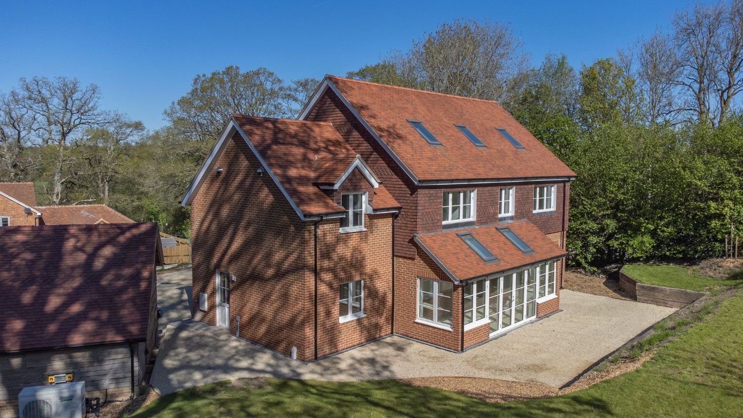 High-quality residential development at Newtown, Hampshire, delivering exceptional new homes in a semi-rural setting through sensitive design, planning expertise and housing delivery by EDGE Architecture.