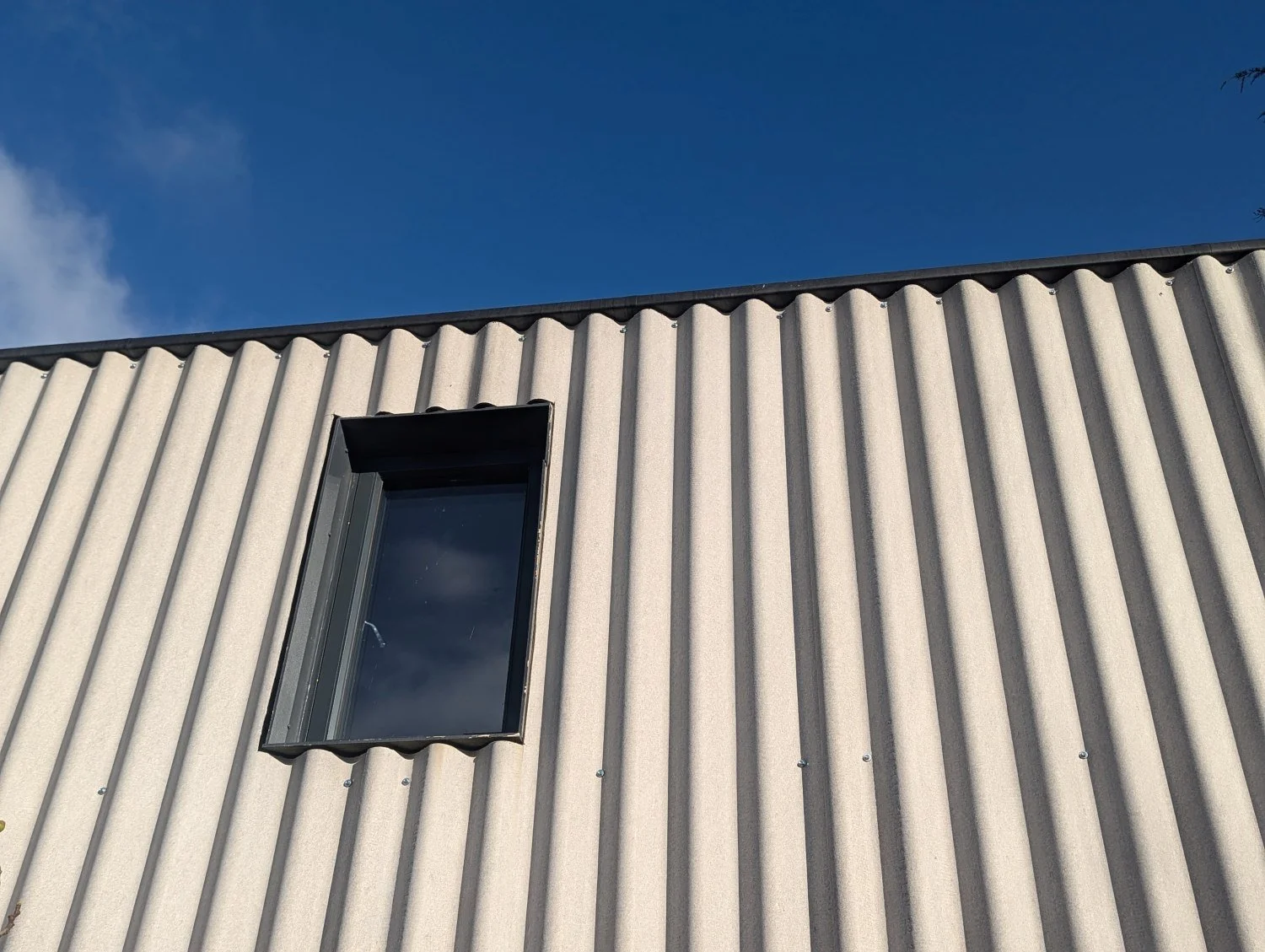 Contemporary barn conversion studio in Berkshire, creating a flexible rural workspace through the sensitive adaptation of a traditional agricultural building - Edge Architecture