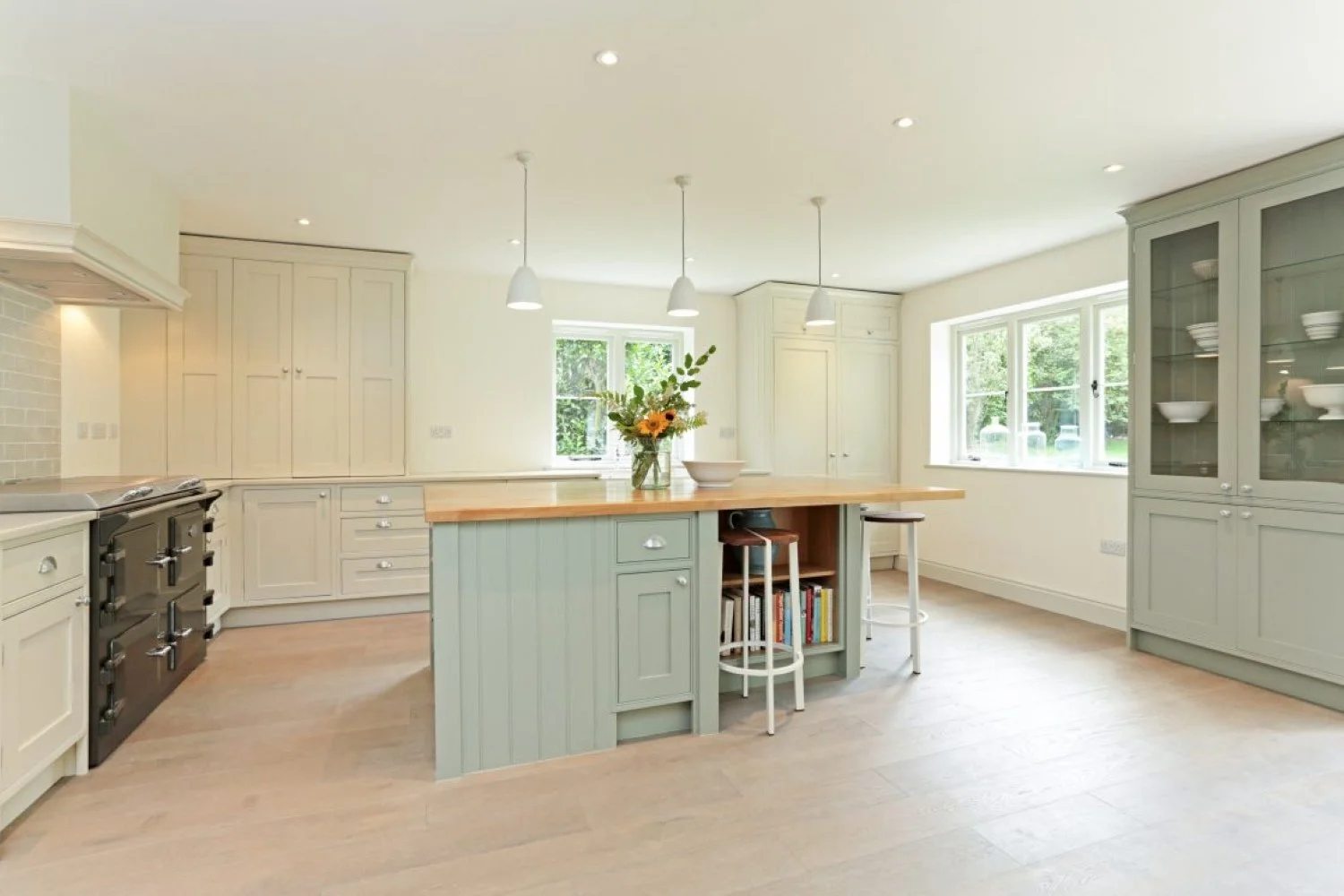 Traditional-style replacement dwelling in the countryside near Inkpen and Hungerford, Berkshire, designed as a timeless country home with elegant architecture and modern family living - Edge Architecture