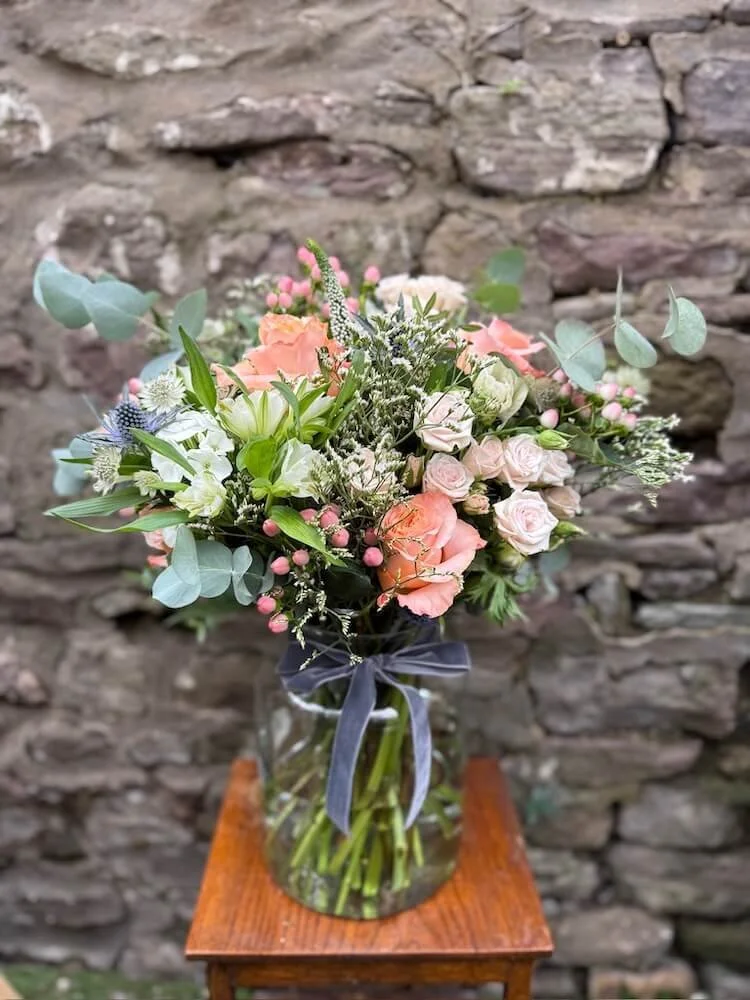 pastel-flowers-vase-arrangement.jpg