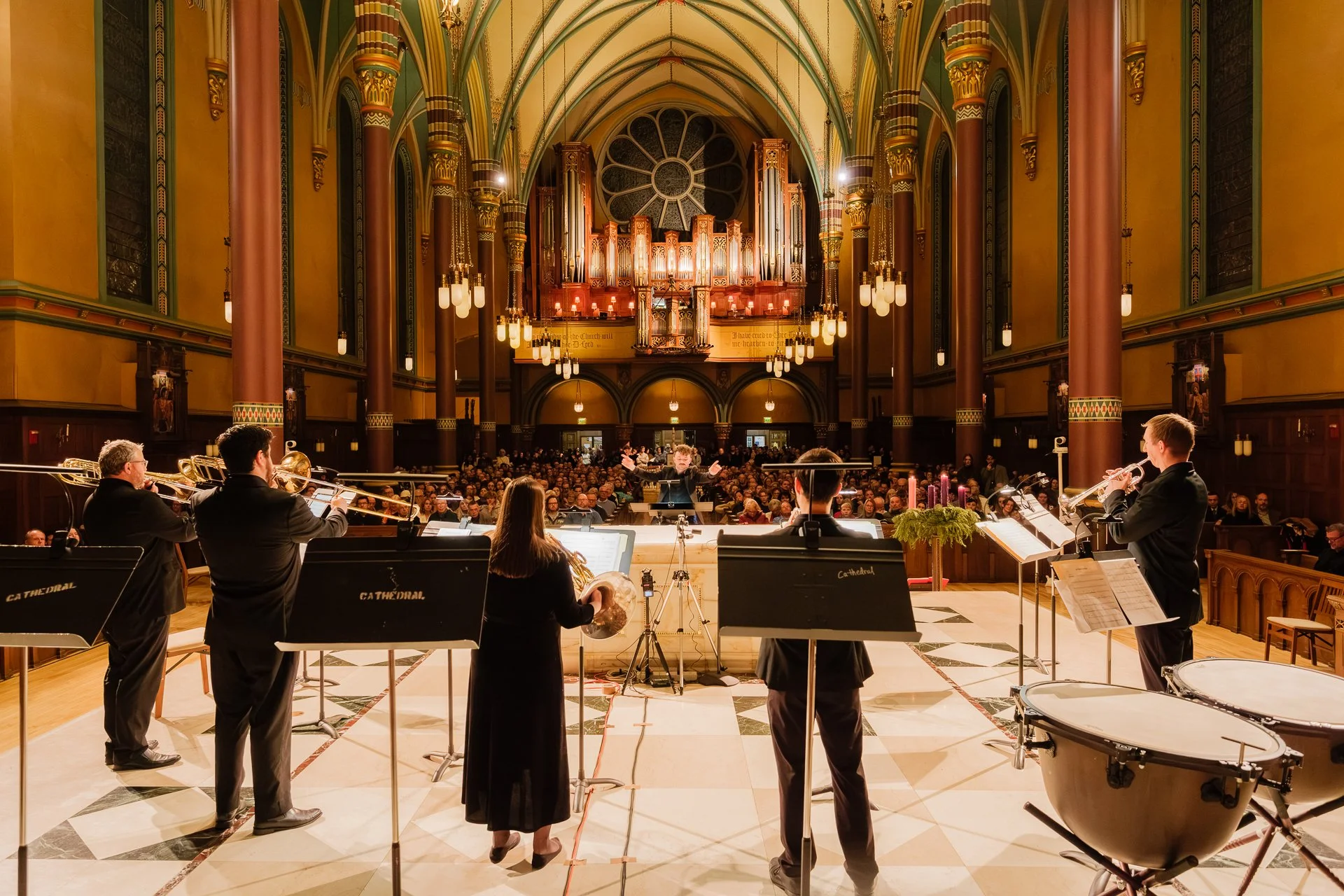 CathedralChristmas_167.jpg