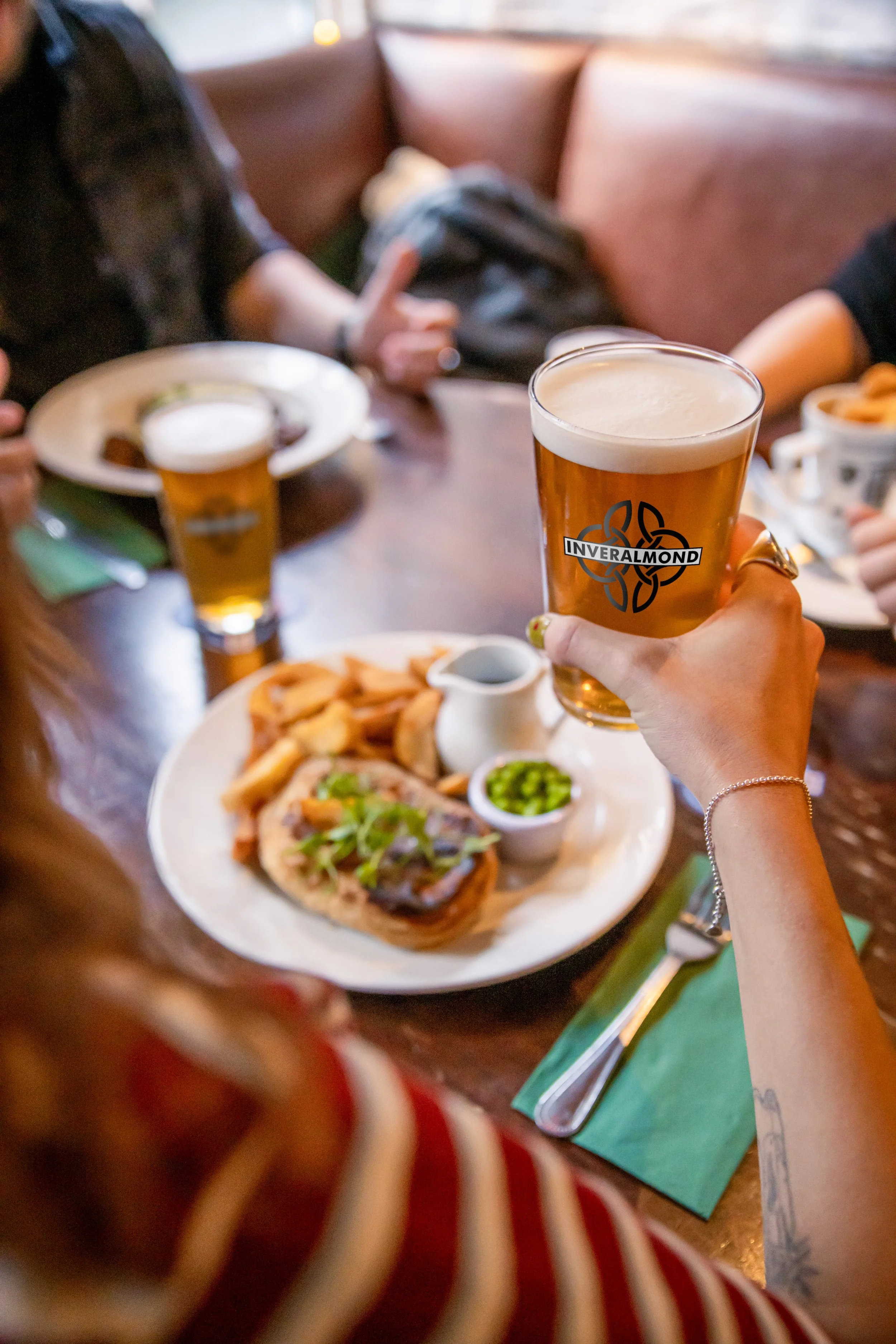 PINT&FOOD.jpg