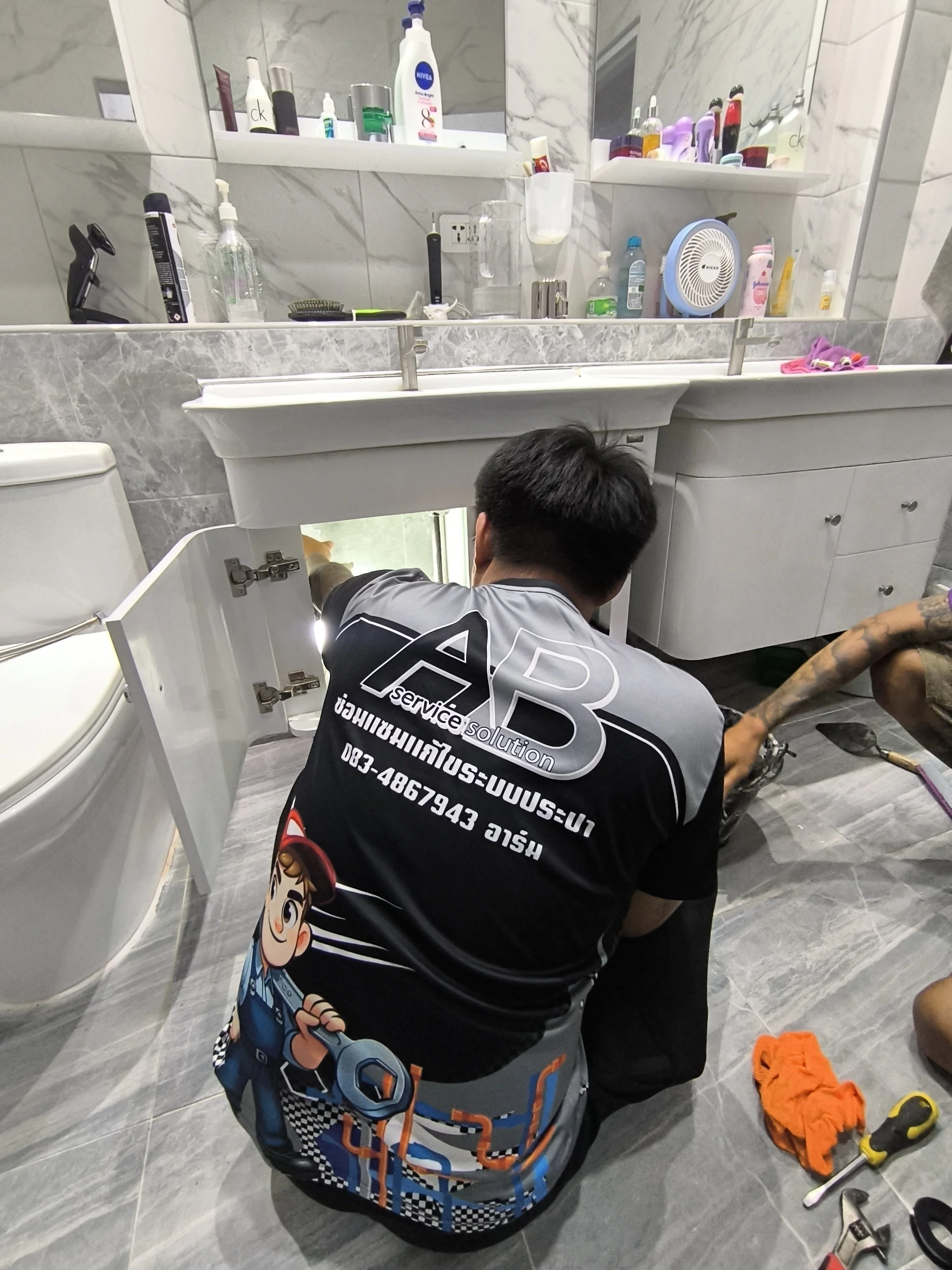 แก้ไขท่อประปา 