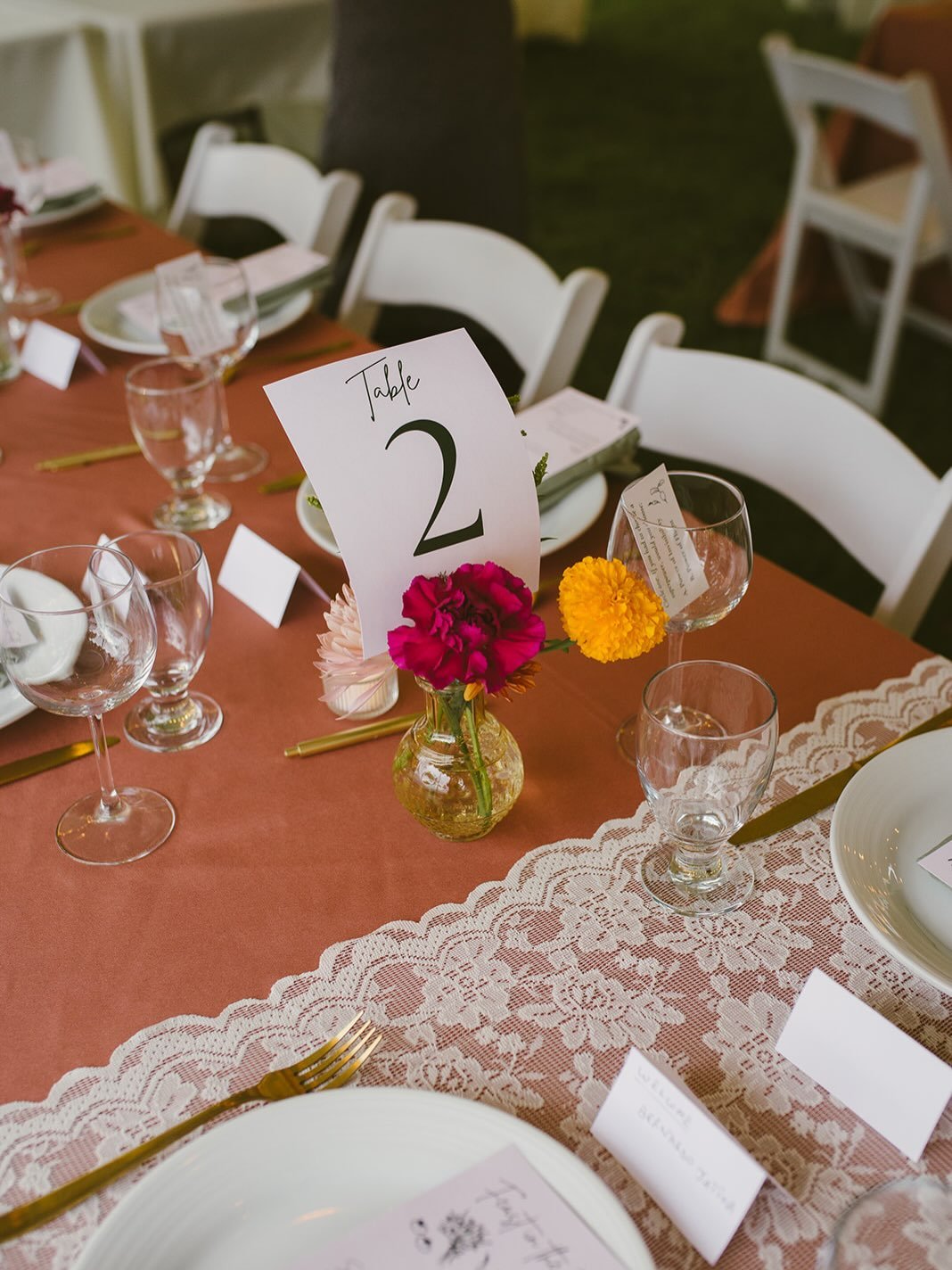 I had the honor of helping @afarmlessordinary with their annual Feast in the Field event. While an event this size (200 guests 🤯) is not The Table Edit norm, it was an opportunity I couldn&rsquo;t pass up when I learned their mission. 

A Farm Less 