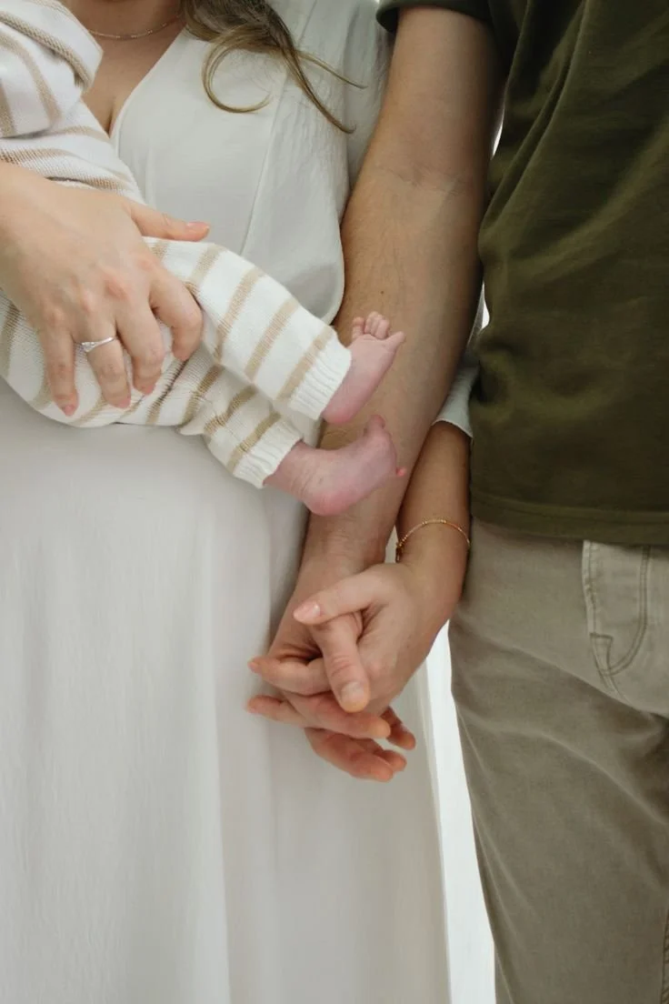 Congé de naissance : une avancée réelle… mais le temps suffit-il à lui seul?