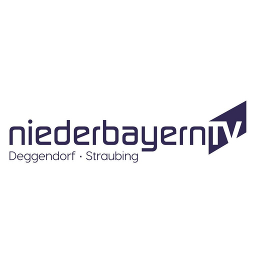 Logo der Niedbayern TV mit den Orten Deggendorf und Straubing auf weißem Hintergrund.