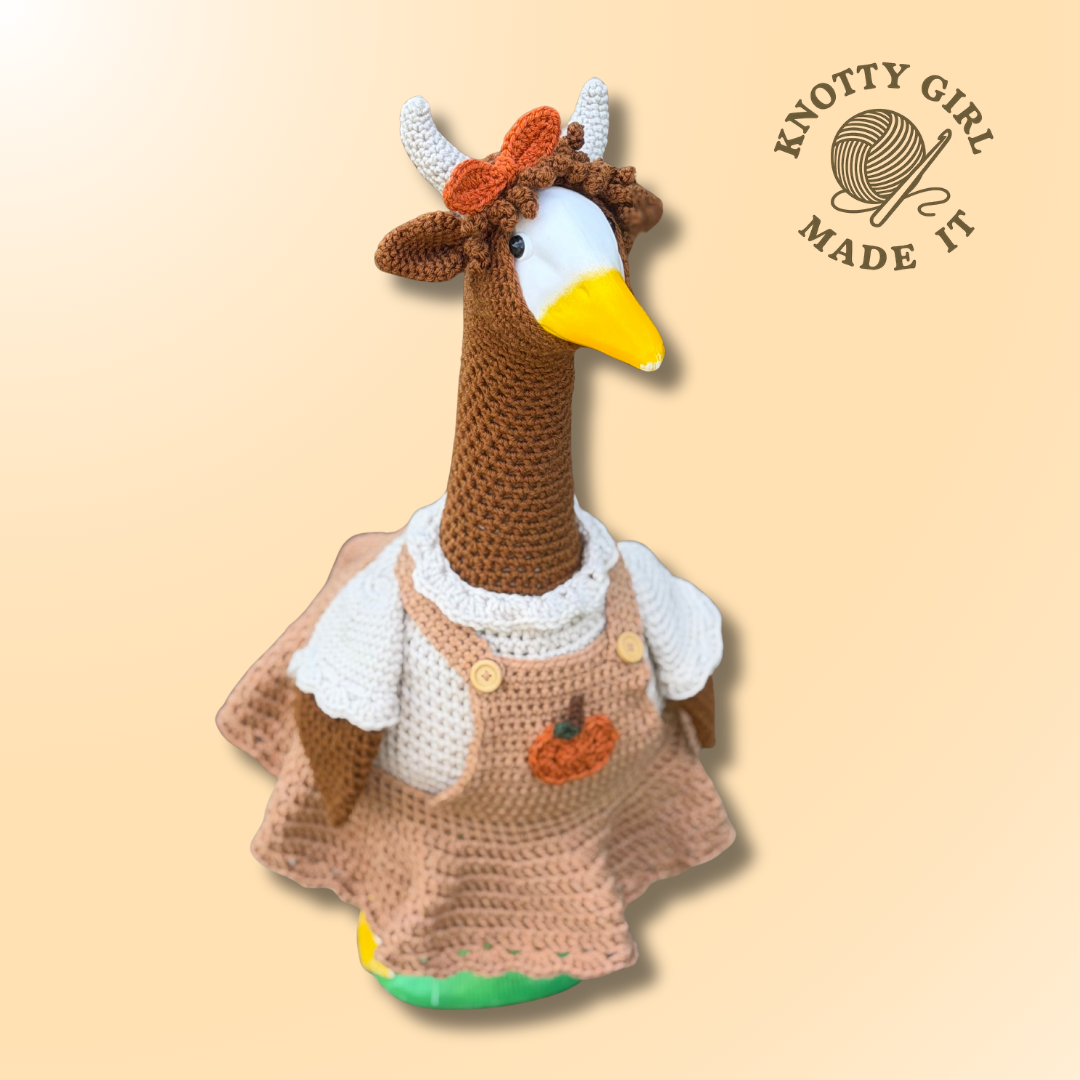 Highland Cow Girl Goose Thumbnail-3.png