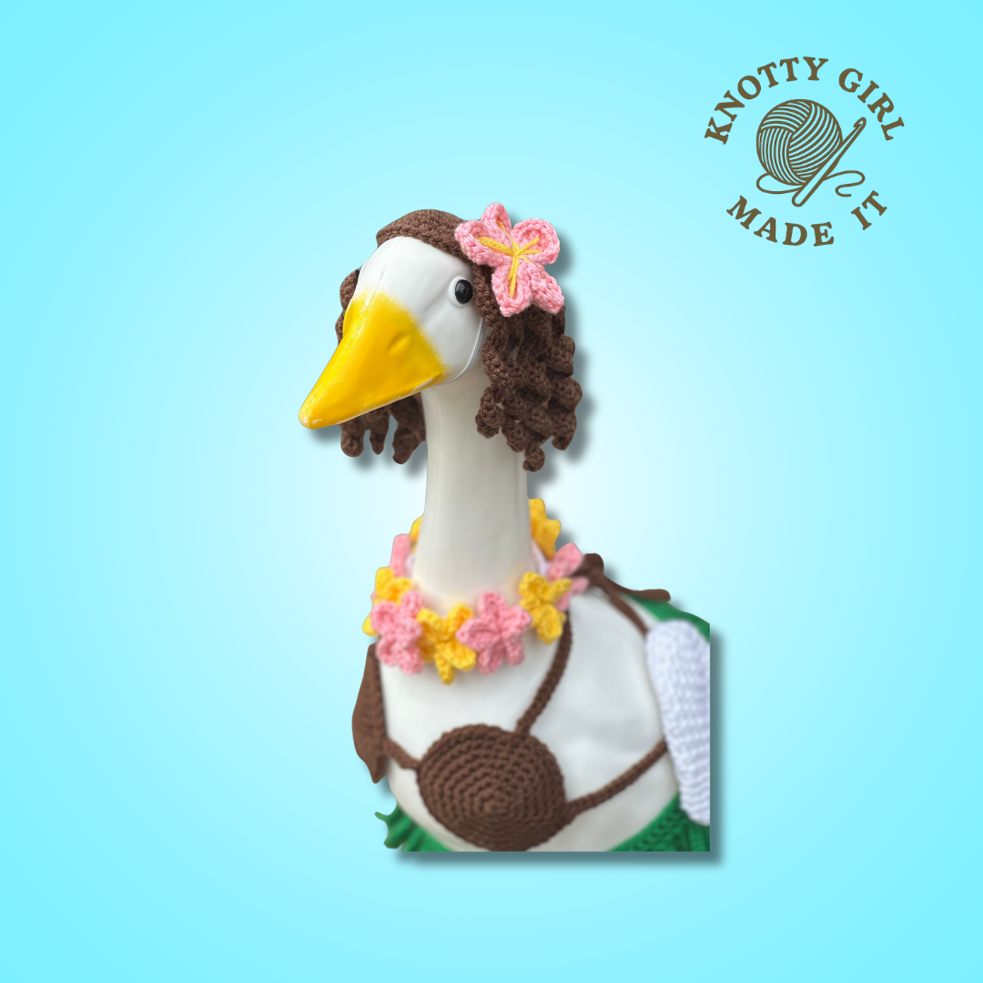 Hawaiian Girl Goose Thumbnail-4.png