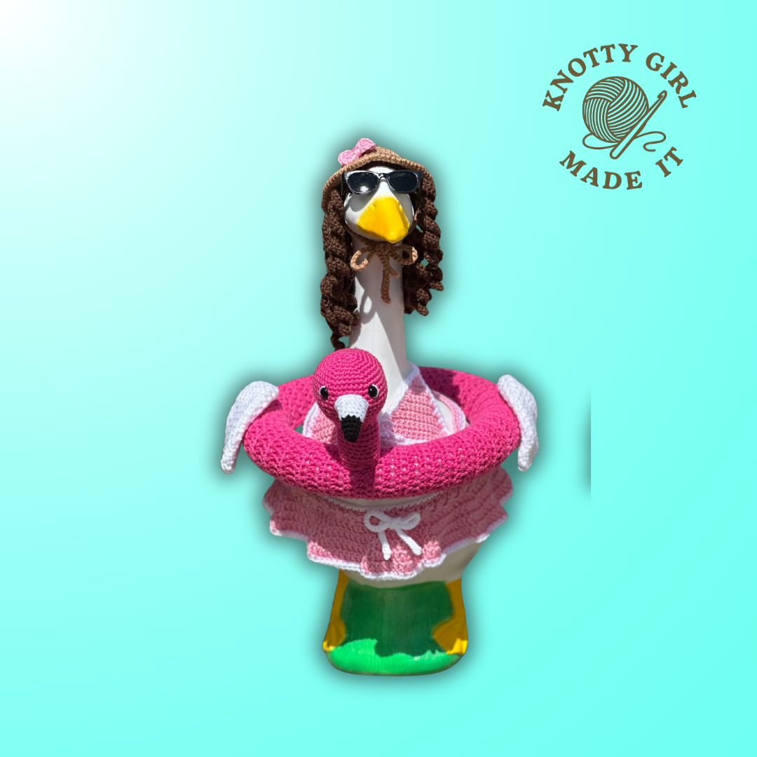 Lazy River Girl Goose Thumbnail-4.png