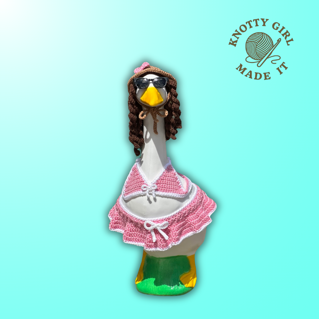 Lazy River Girl Goose Thumbnail-6.png