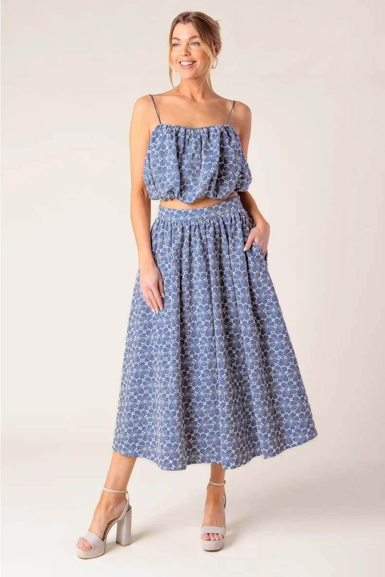 Eve Eyelet Set