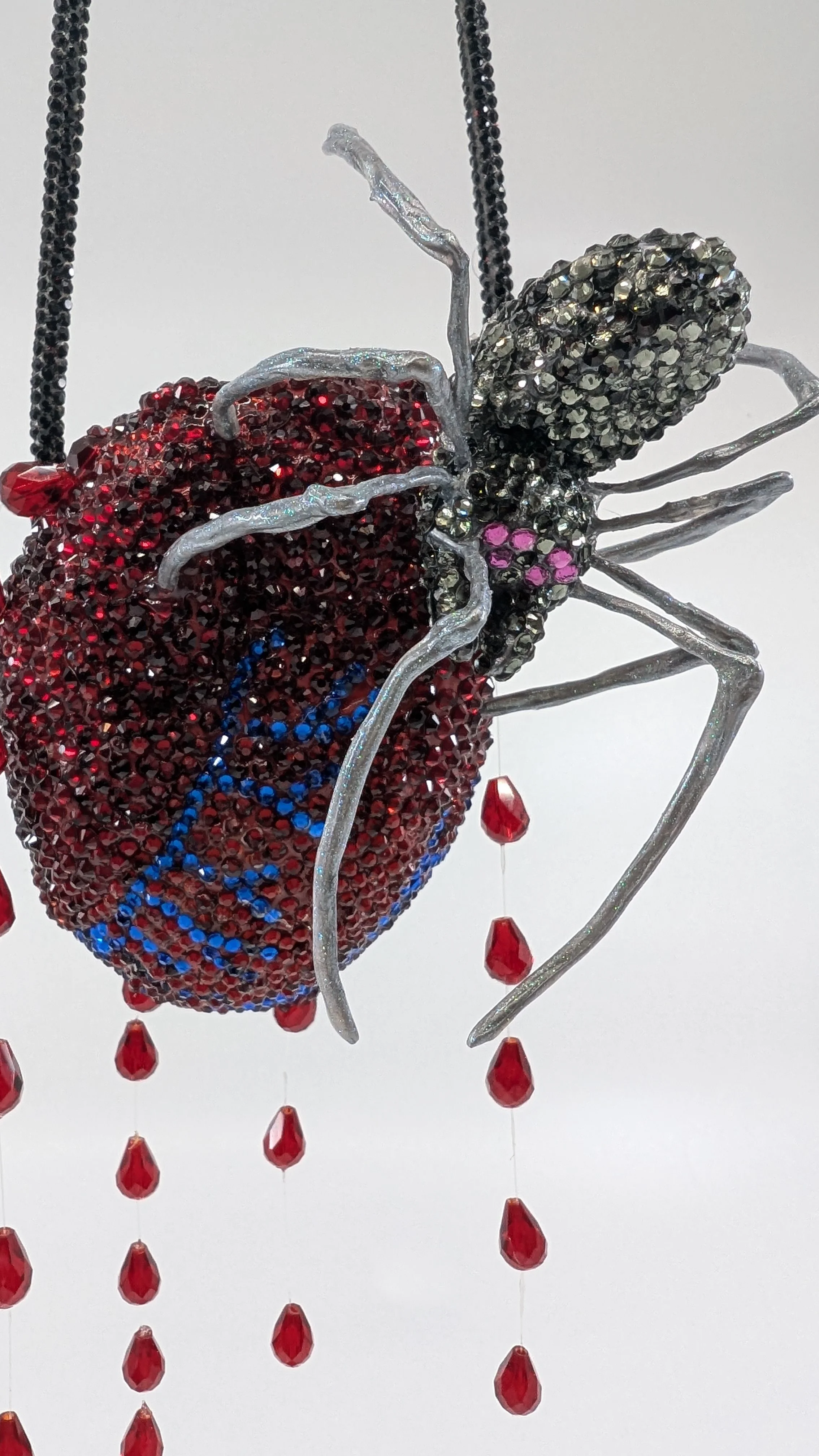 chelle-bee-nyc-bleeding-heart-127.jpg
