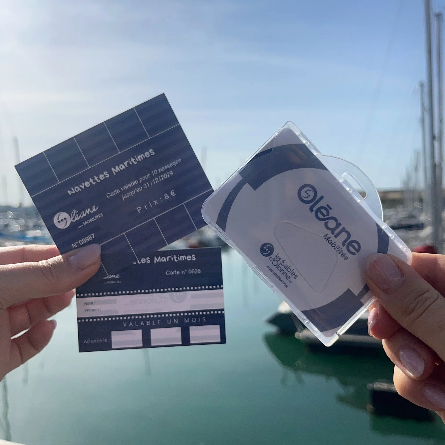 Le saviez-vous ? 🚌⛴️ 

Besoin de vous d&eacute;placer aux Sables-d&rsquo;Olonne ? Retrouvez vos cartes et titres de transport locaux et maritimes directement &agrave; L&rsquo;&Eacute;cume ! 🌊

Pratique pour vos vacances, vos balades et vos d&eacute