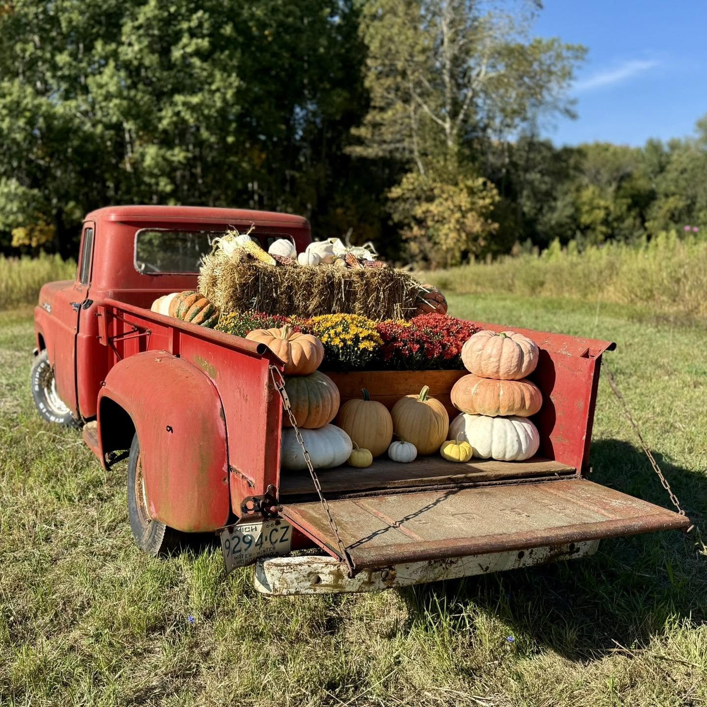 Photography_Fall_Exterior_Truck Side-Ankley Farms.jpg