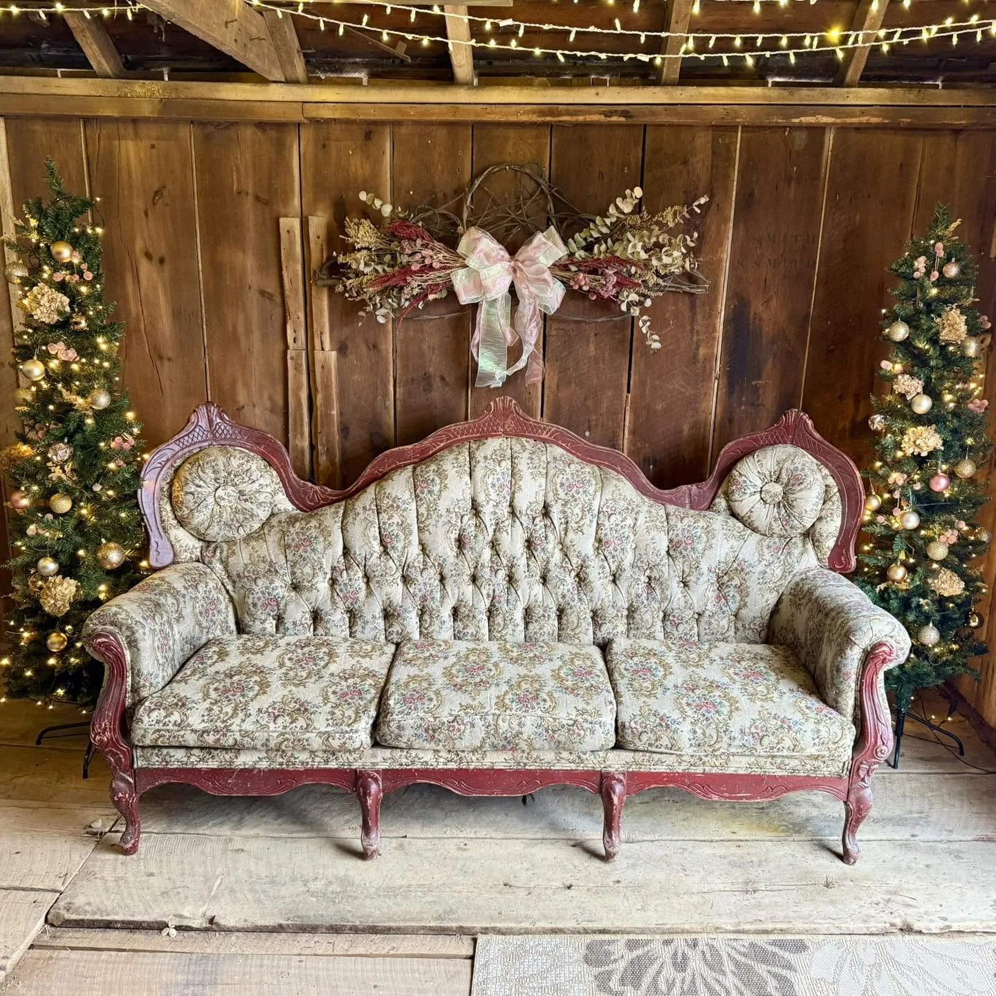 Photography_Christmas Couch_Ankley Farms.jpg