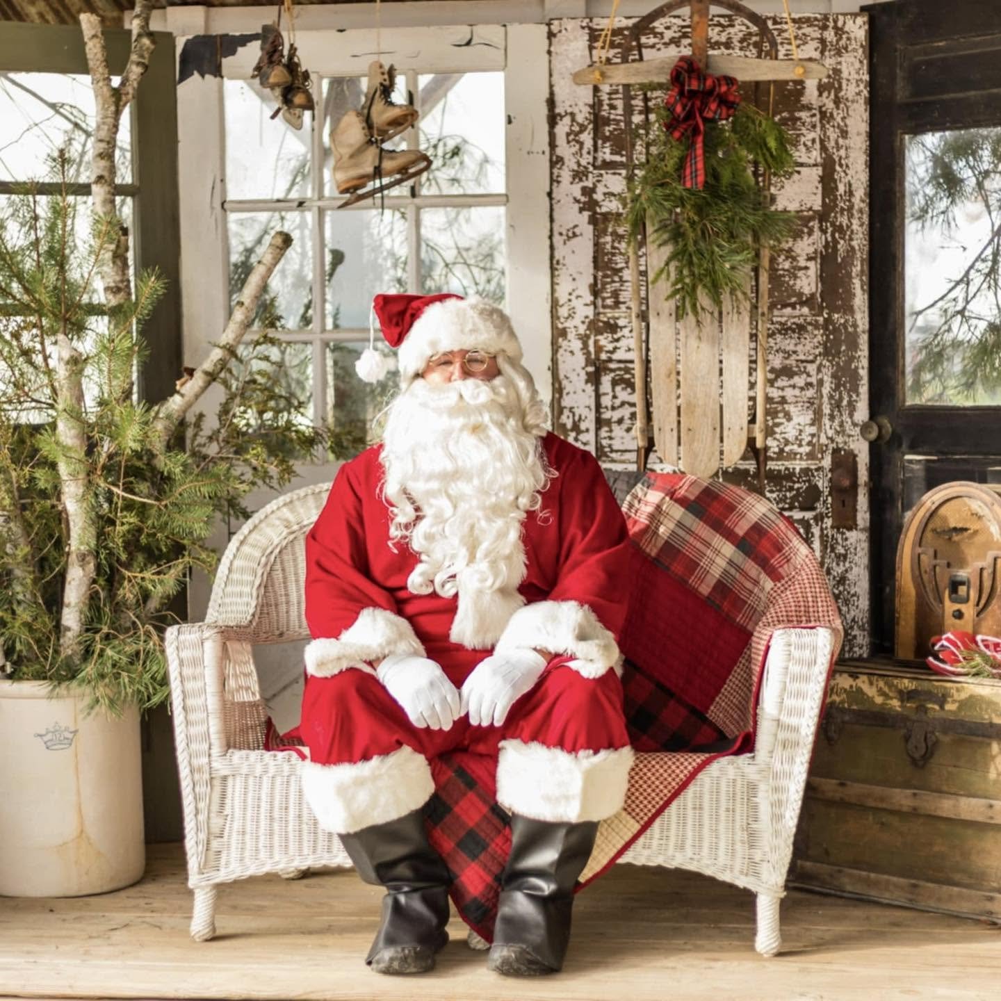 Santa_Ankley Farms.jpg