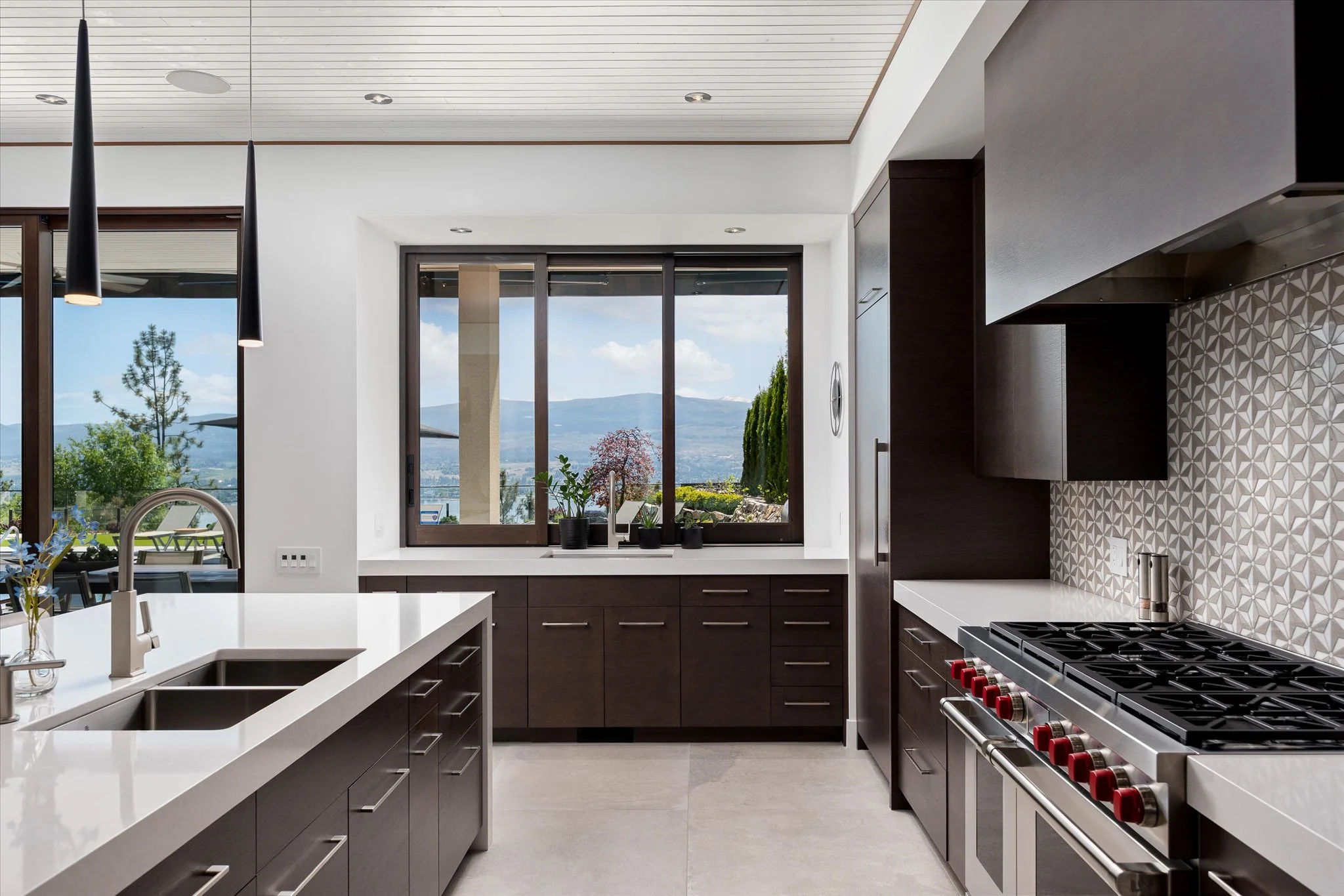 013-2463 Thacker Drive-1012.jpg