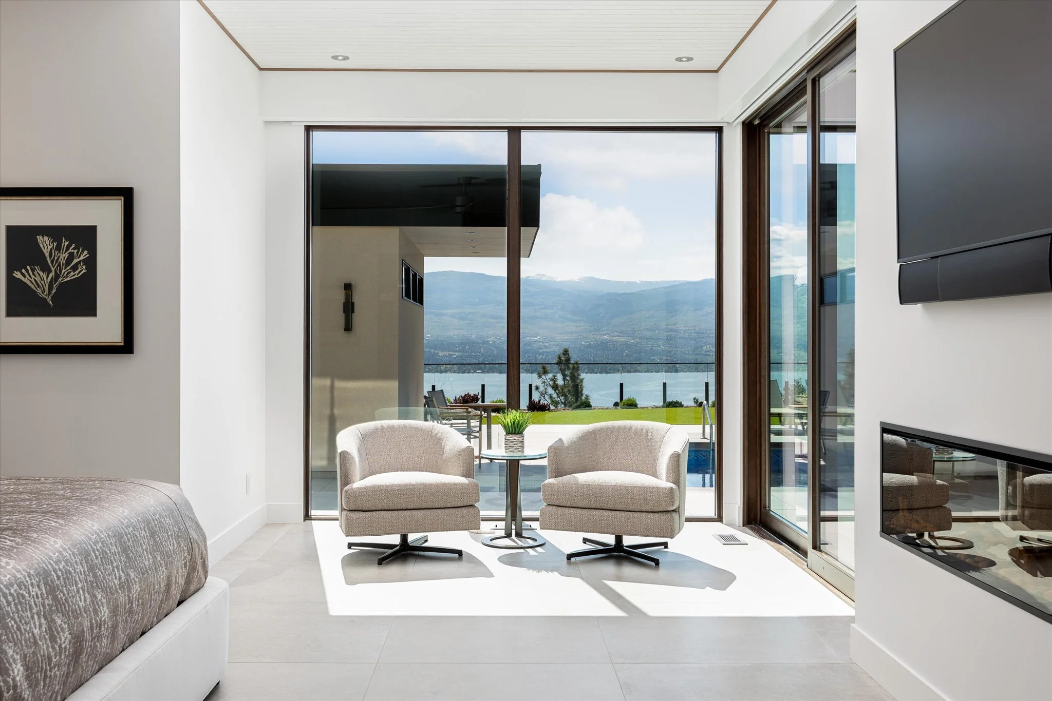 023-2463 Thacker Drive-1022.jpg