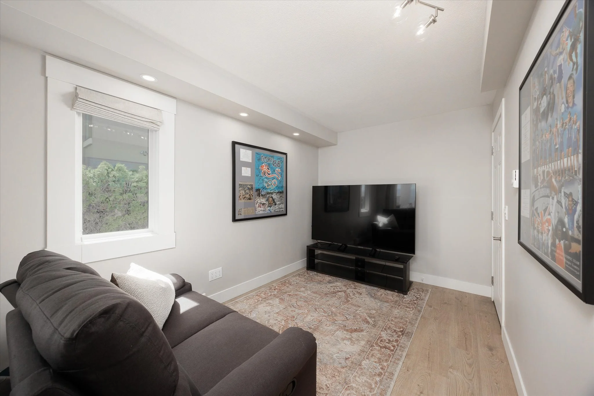 21-2523 Hillsborough Rd-120.jpg
