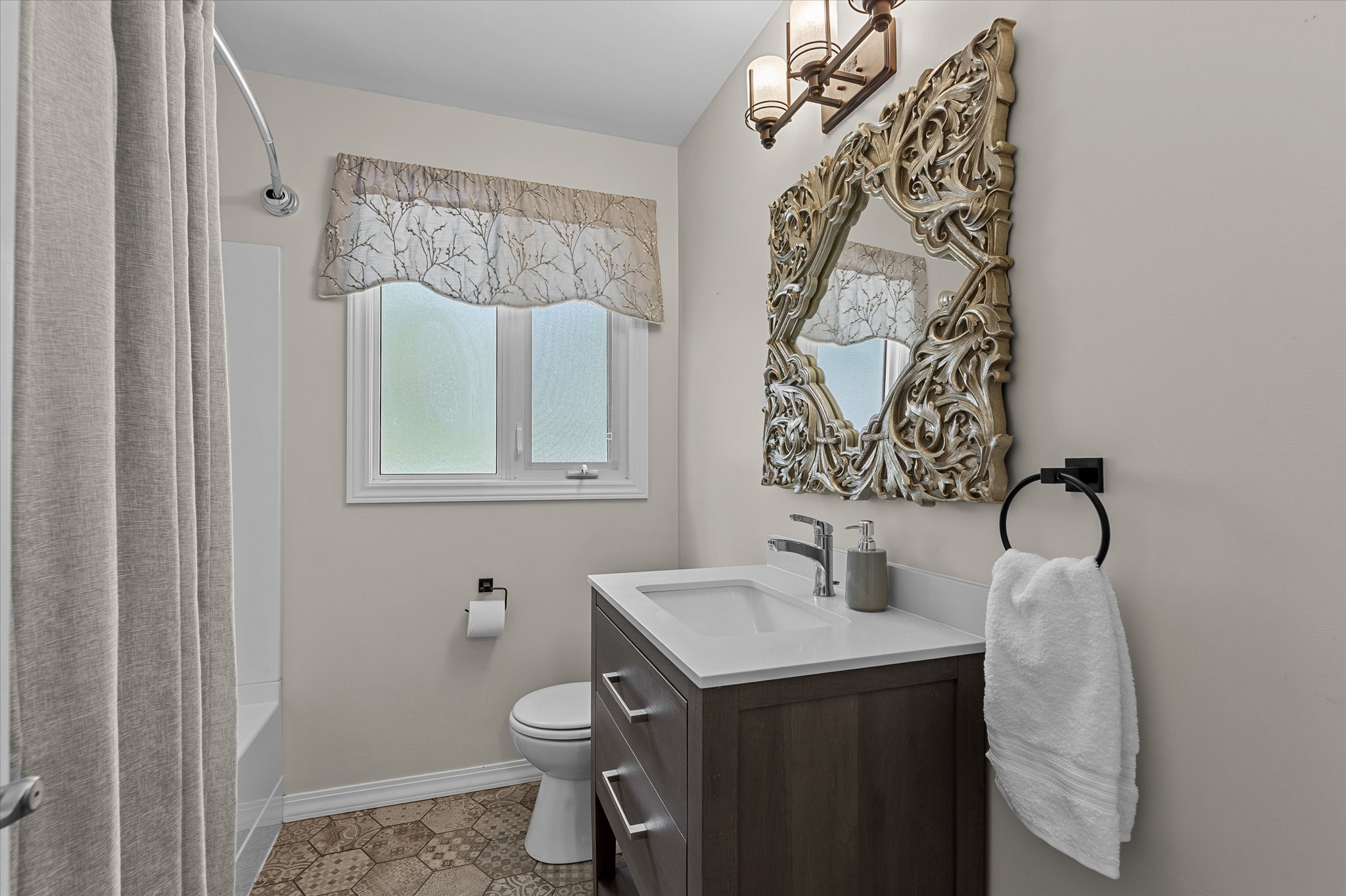 22 26-3050 Collens Hill Rd-130.jpg