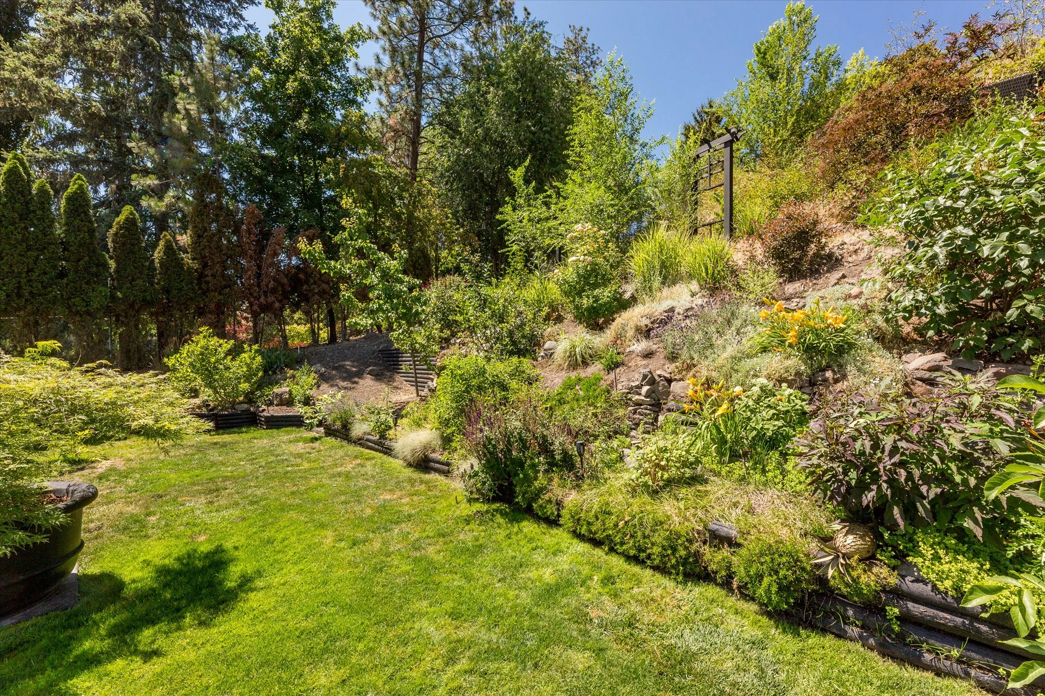 46 56-3050 Collens Hill Rd-ext-114.jpg