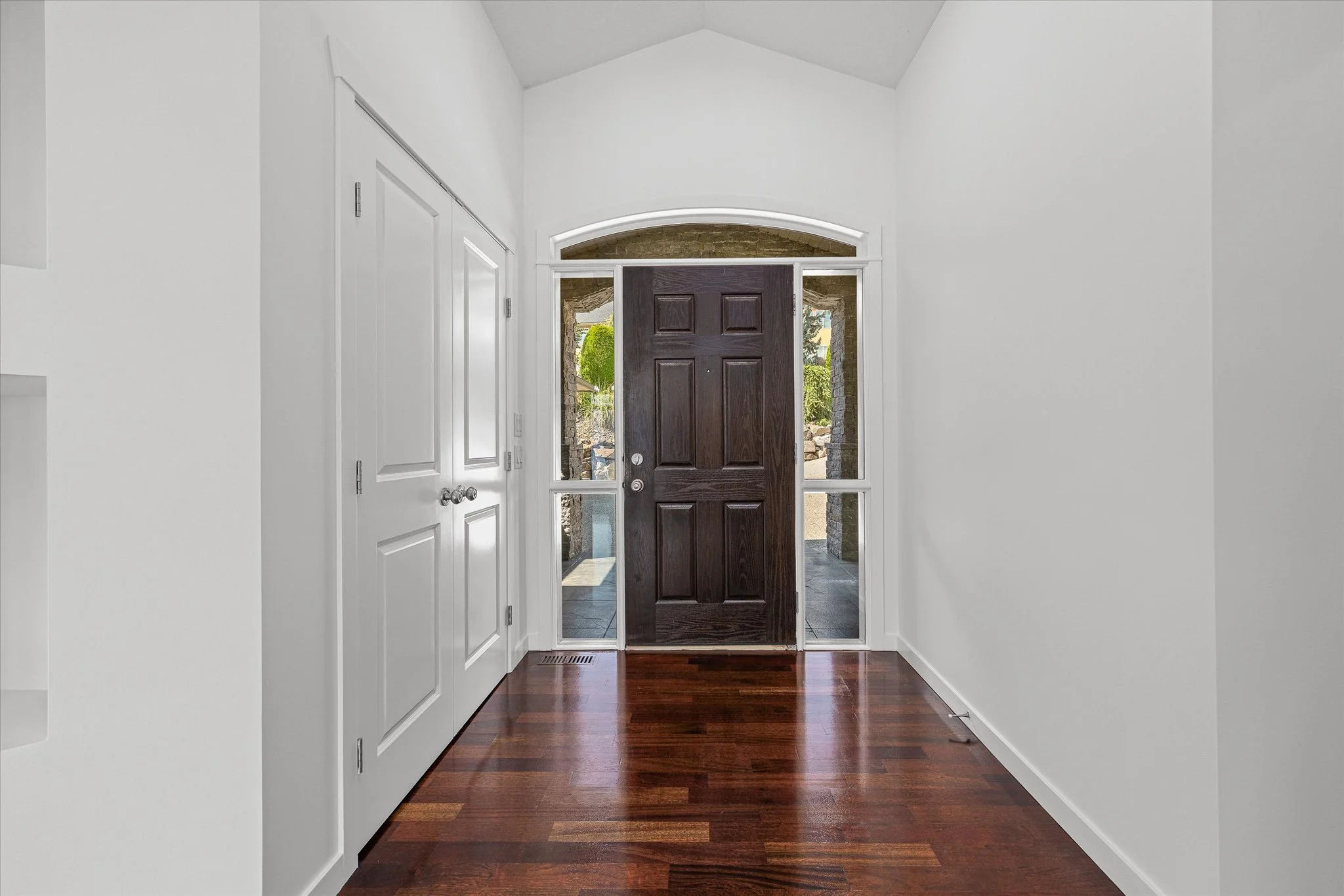 05-1581 Gregory Rd-1005.jpg