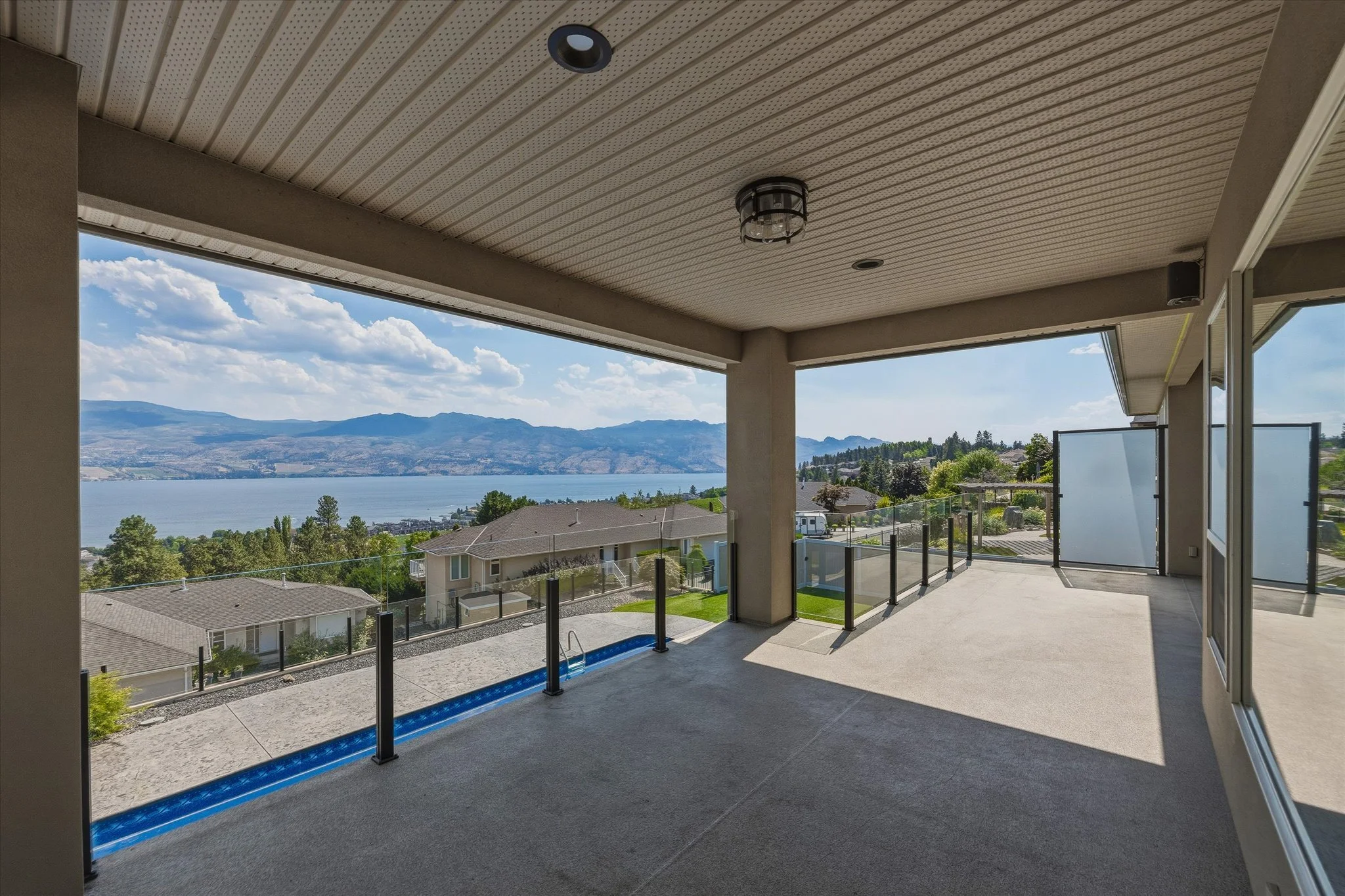 25-1581 Gregory Rd-1025.jpg