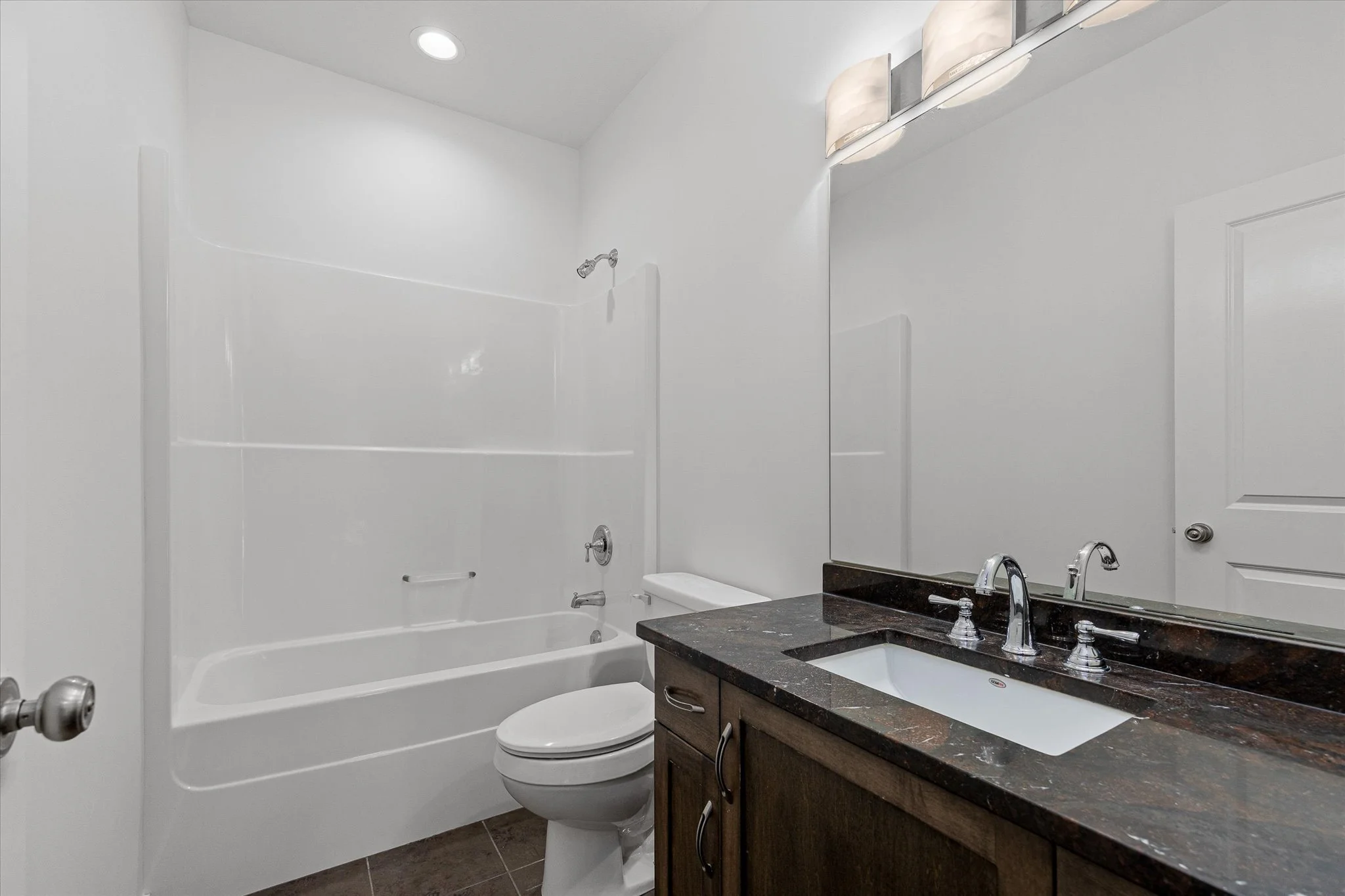 35-1581 Gregory Rd-1035.jpg