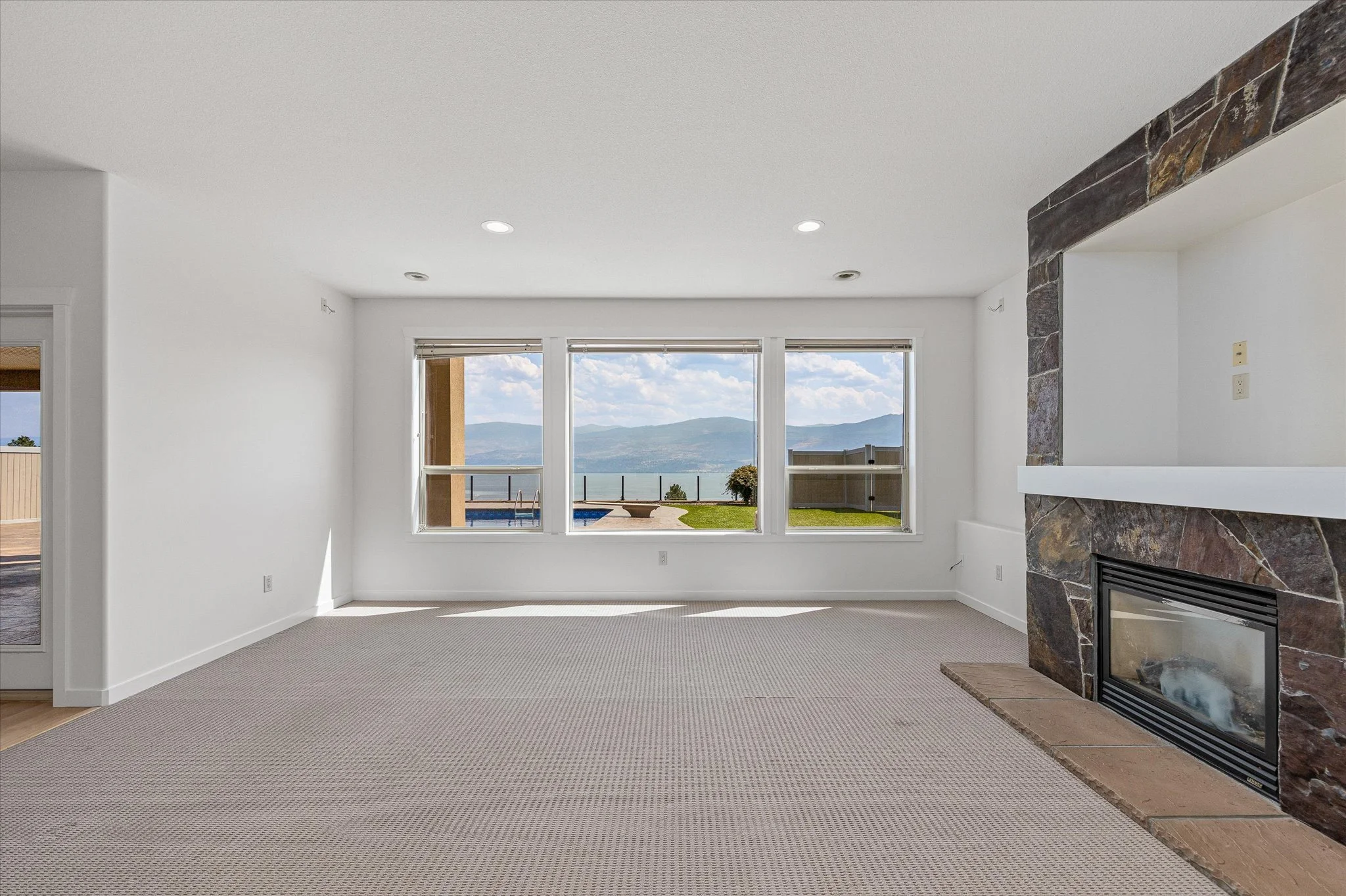 40-1581 Gregory Rd-1040.jpg