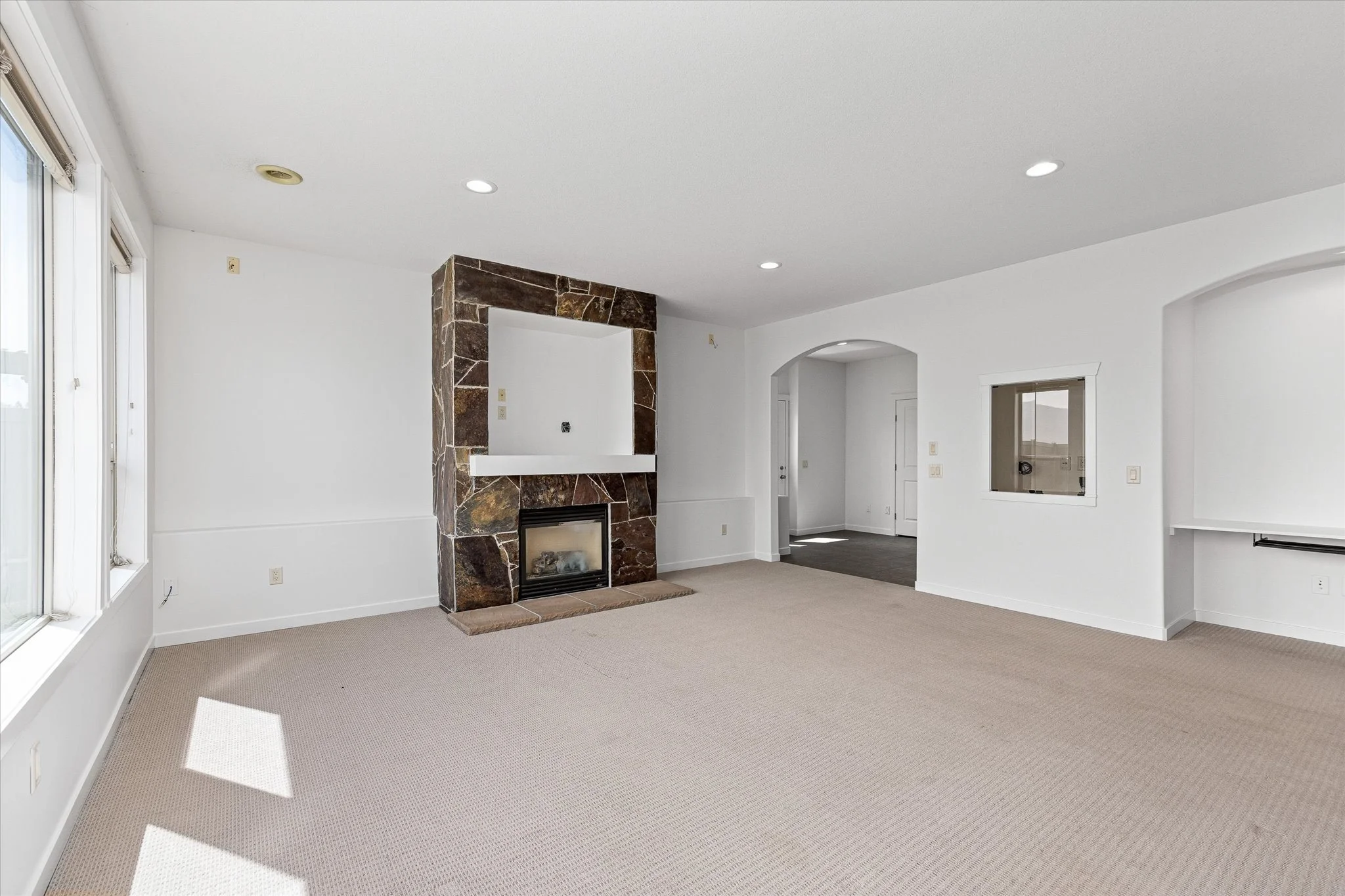 41-1581 Gregory Rd-1041.jpg