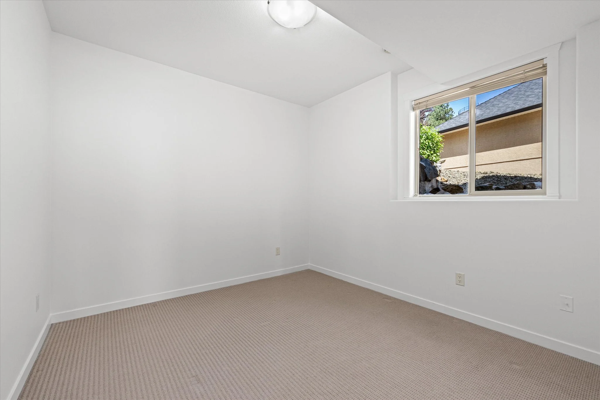 52-1581 Gregory Rd-1052.jpg