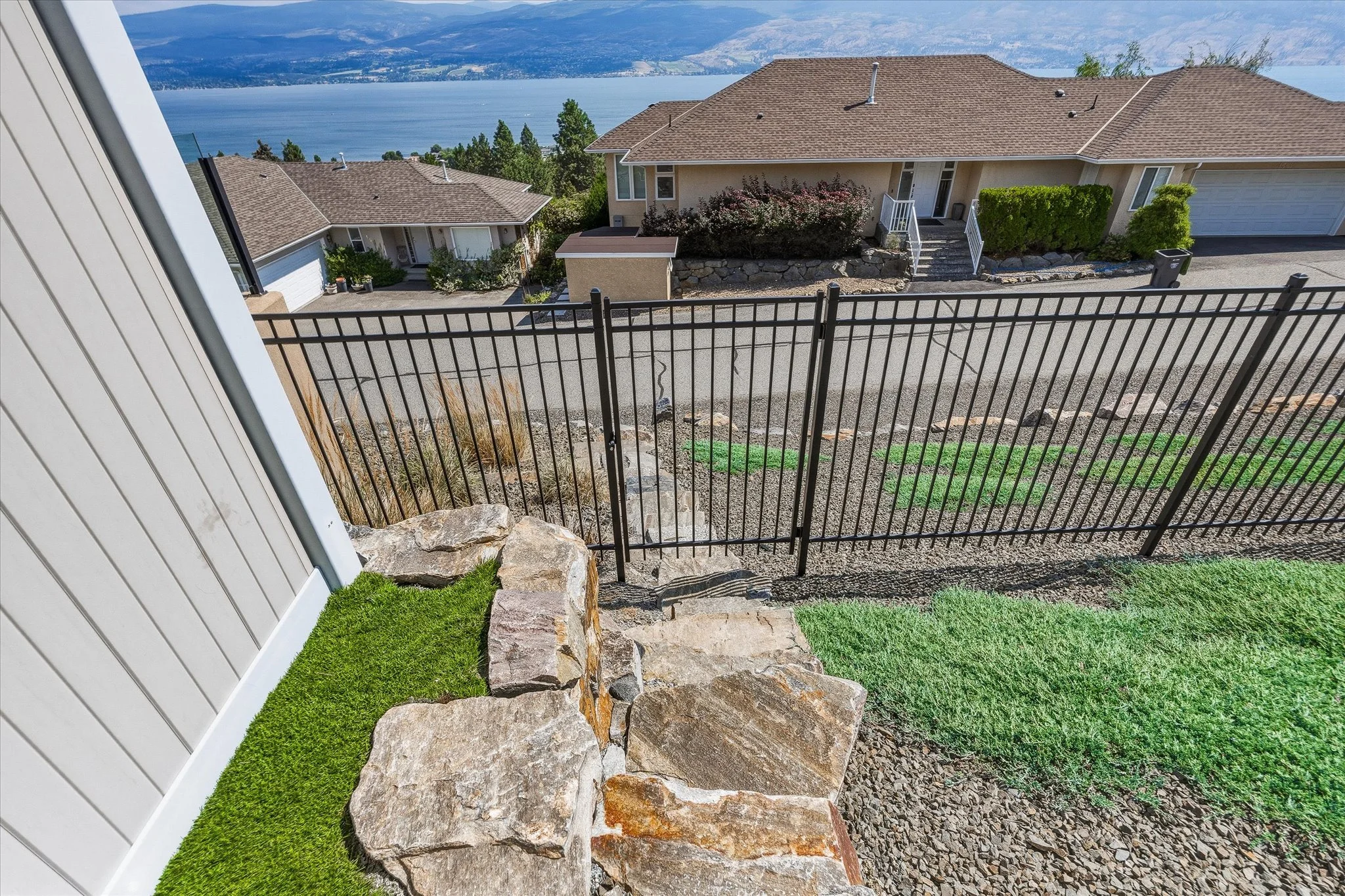 70-1581 Gregory Rd-1070.jpg