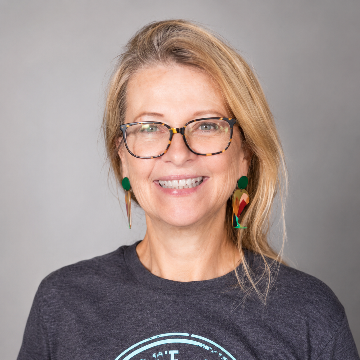 Headshot of Melissa Skaggs, representative of The Hive of the Ozarks and member of the Willard Area Chamber of Commerce