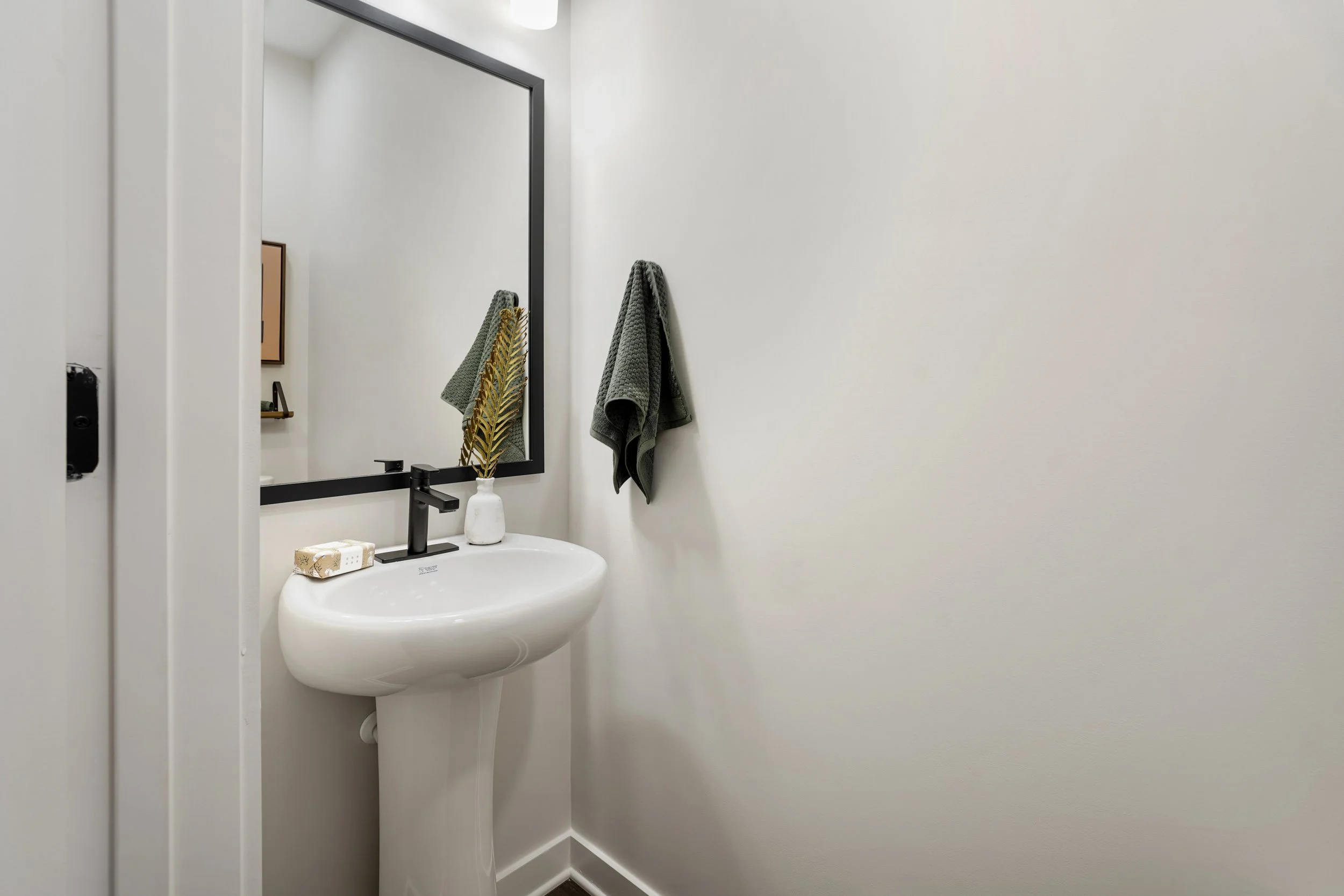 Myniche_Ridge Haven Photos_12.JPG