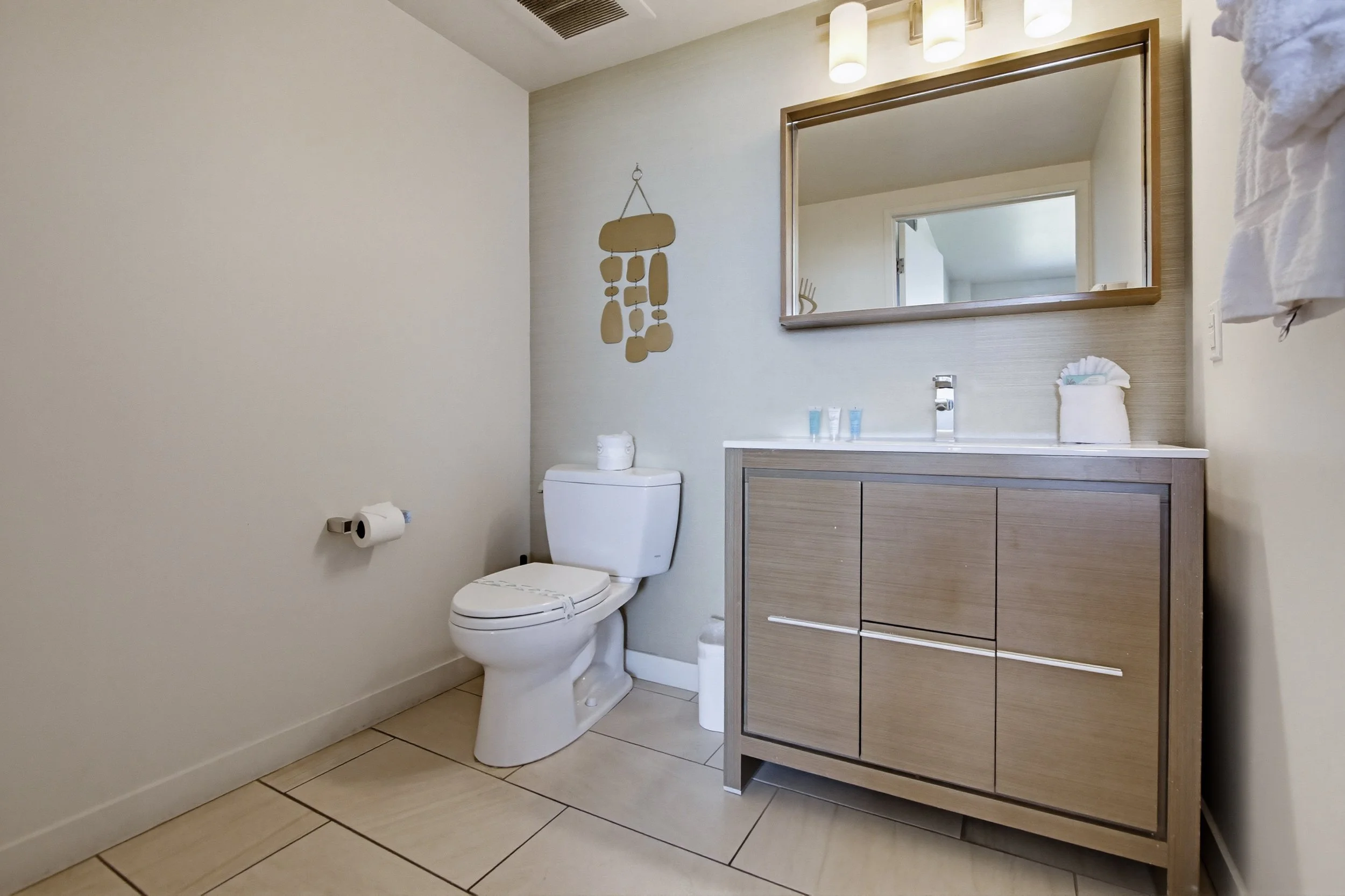 5115-saratoga-ave-unit-2-025.jpg