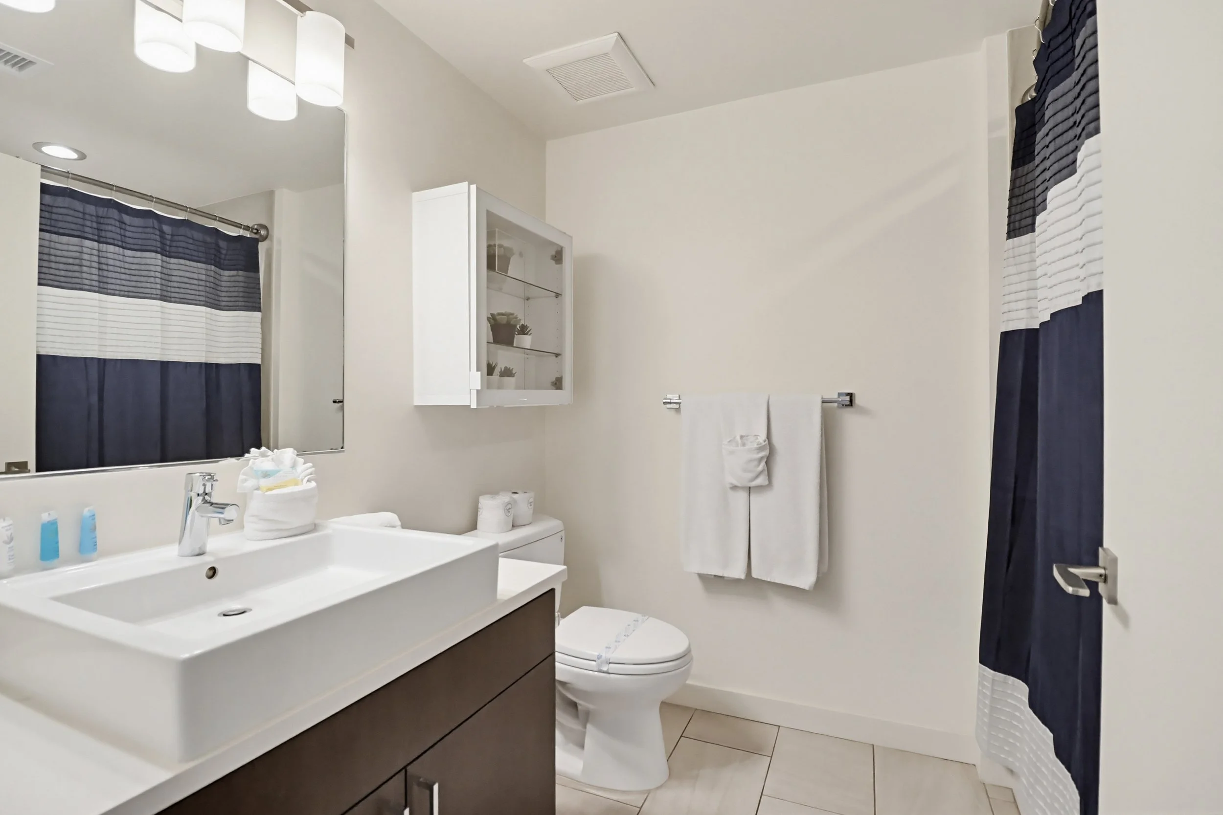 5115-saratoga-ave-unit-3-031.jpg
