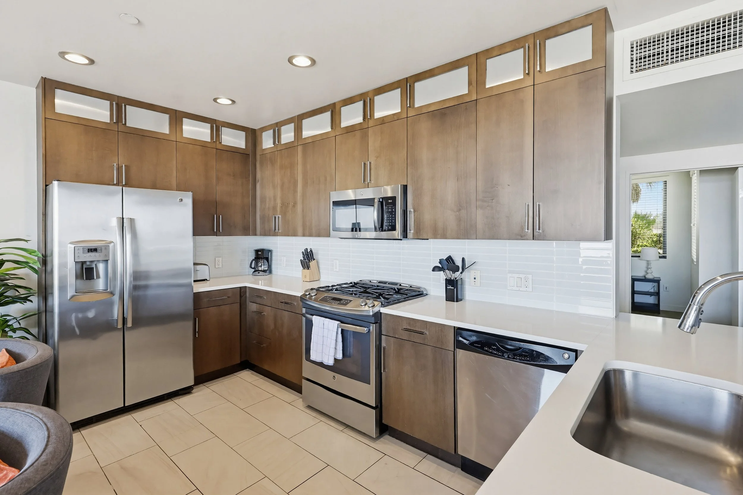 5115-saratoga-ave-unit-9-015.jpg
