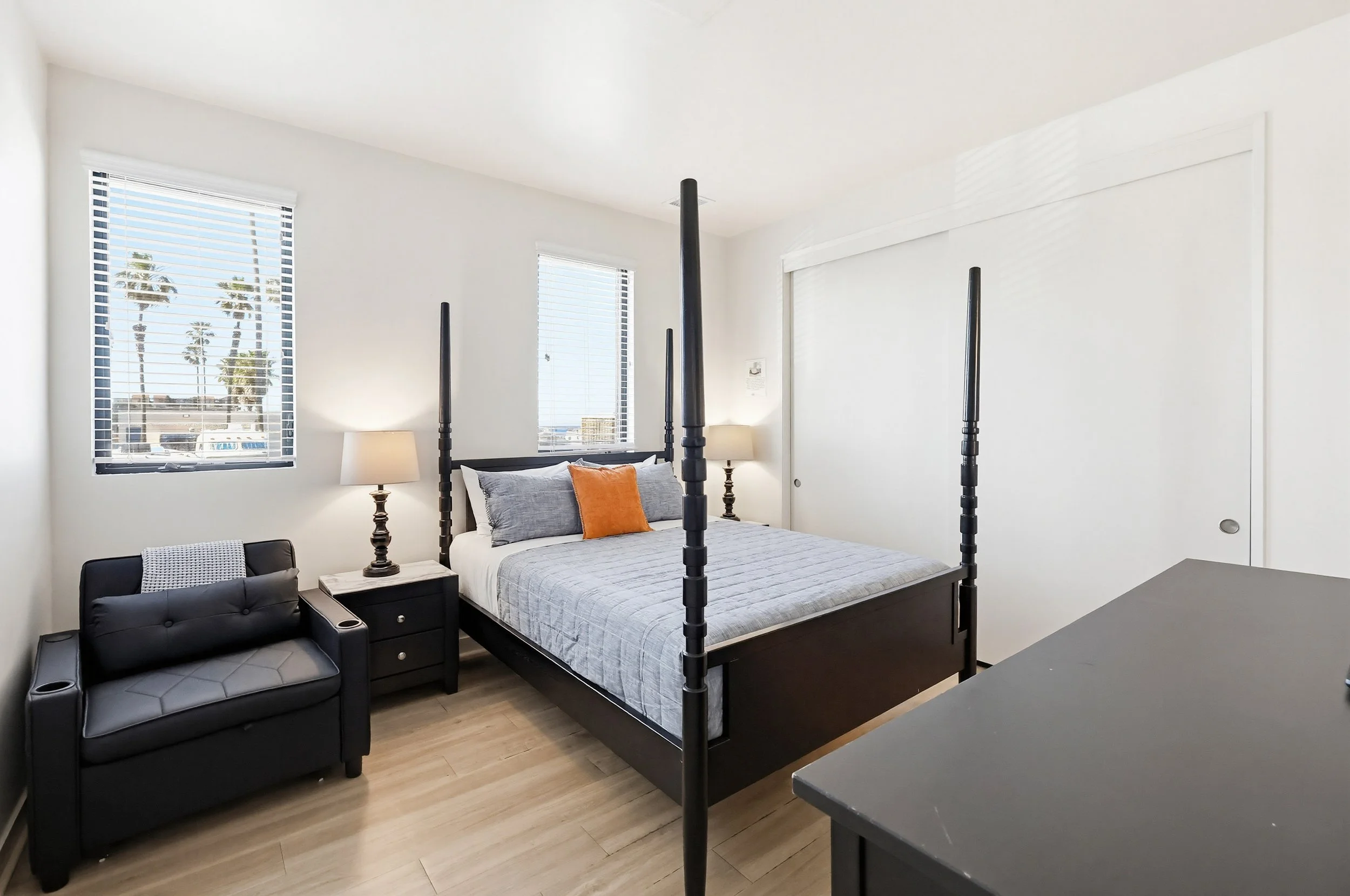 5115-saratoga-ave-unit-10-060.jpg
