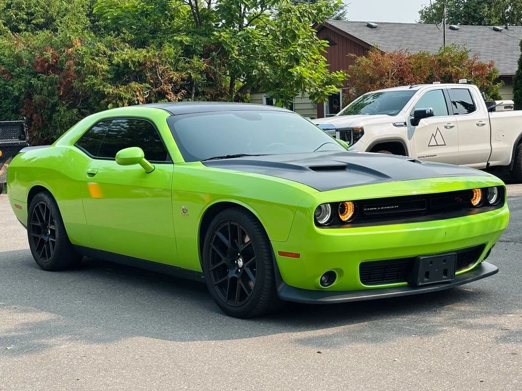  2015 Dodge Challenger R/T SCAT PACK | 6.4L hemi | Low KMS | Dealer Service History | Certified 