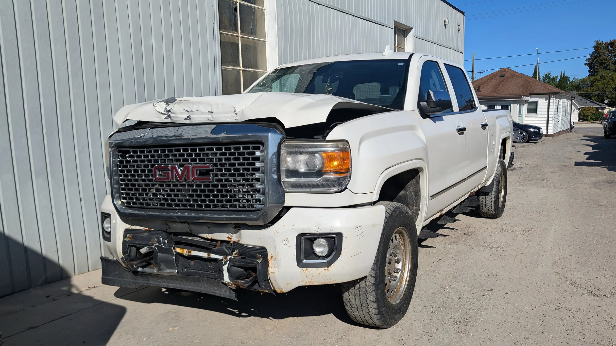 2015 GMC SIERRA 2500HD DENALI | 6.6L DURAMAX TURBO DIESEL | 4X4