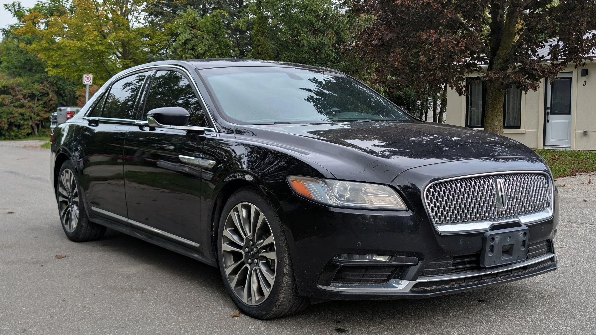 2017 LINCOLN CONTINENTAL SELECT | V6 | LUXURY SEDAN | REBUILT TITLE