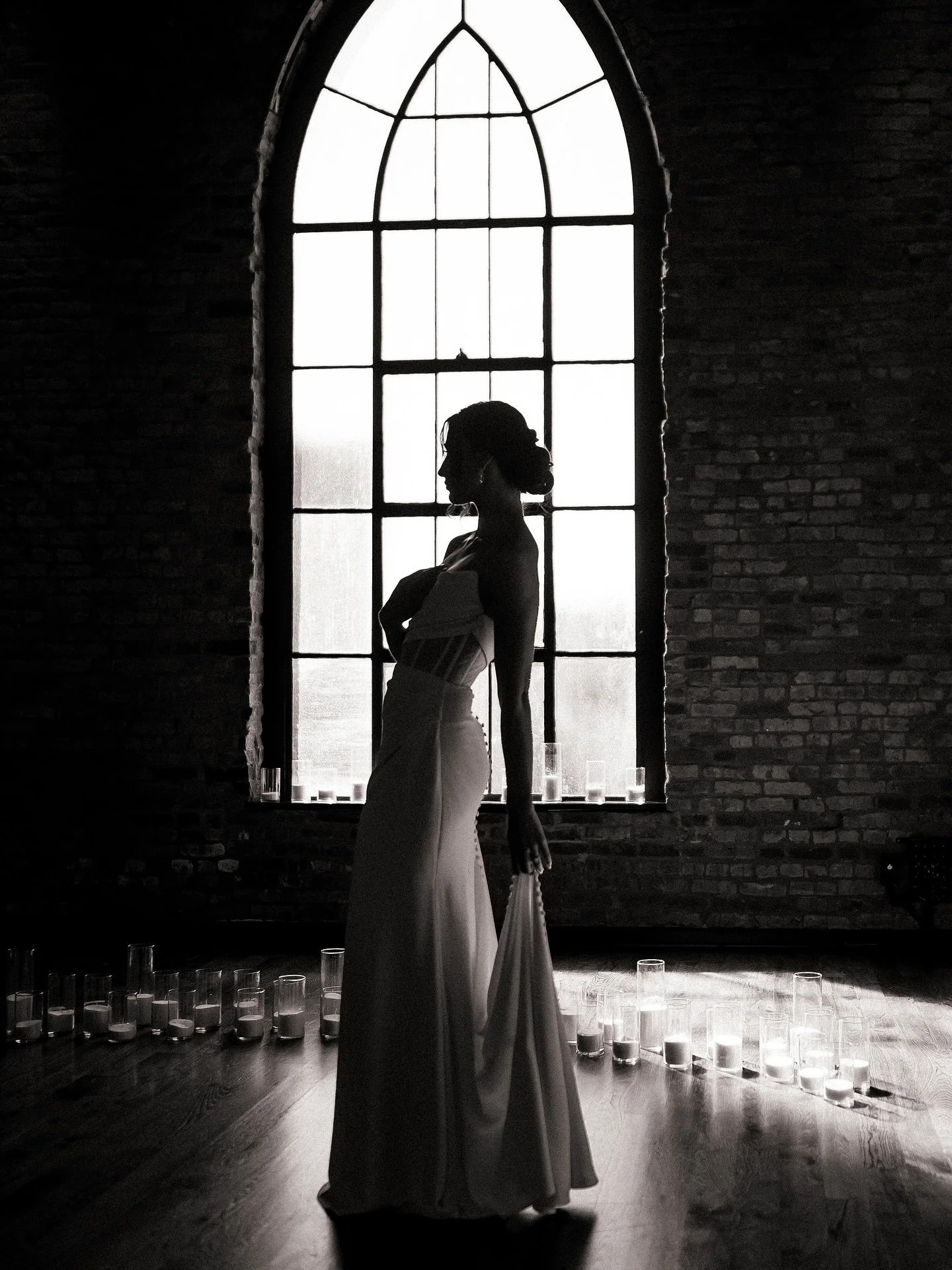 Congratulations to Taylor &amp; Dylan! We loved being with you every step of the way and celebrating your beautiful marriage!
&bull;
Venue | @clementinenashville 
Photography | @sowingcloverphoto 
&bull;
&bull;
&bull;
#coordination #eventplanner #flo