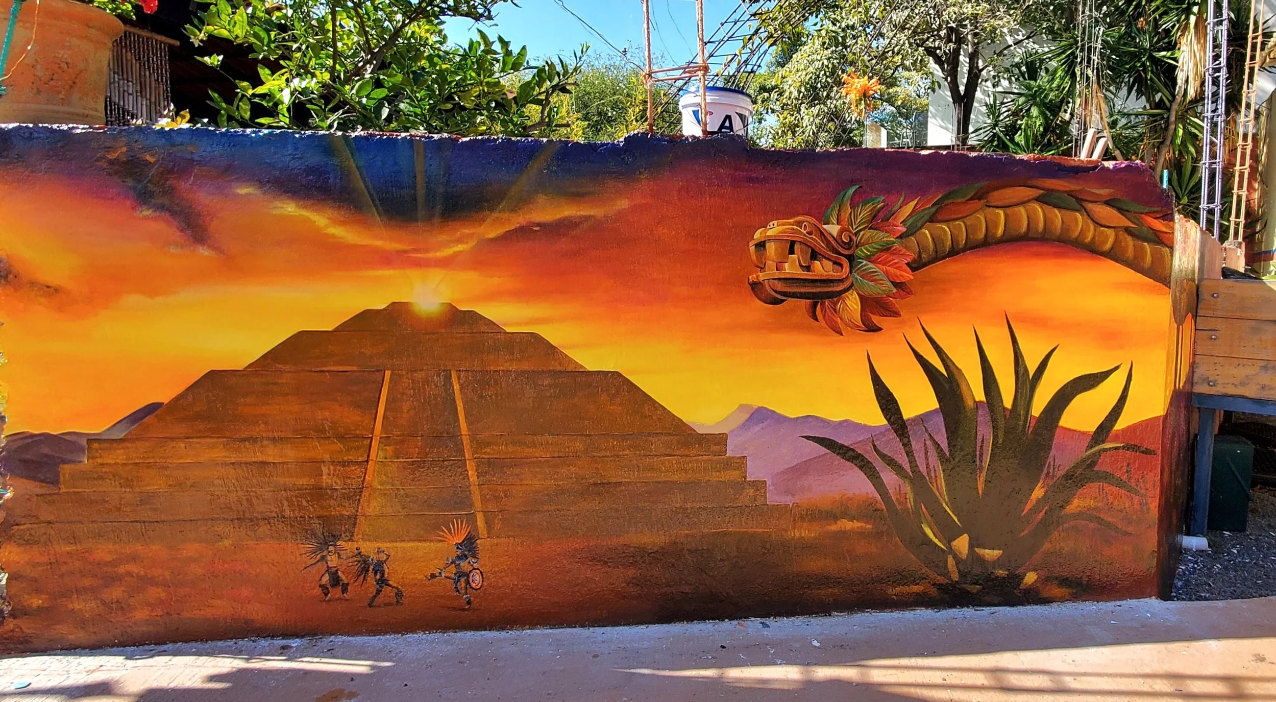 Mural - Patio Interior 2.jpg